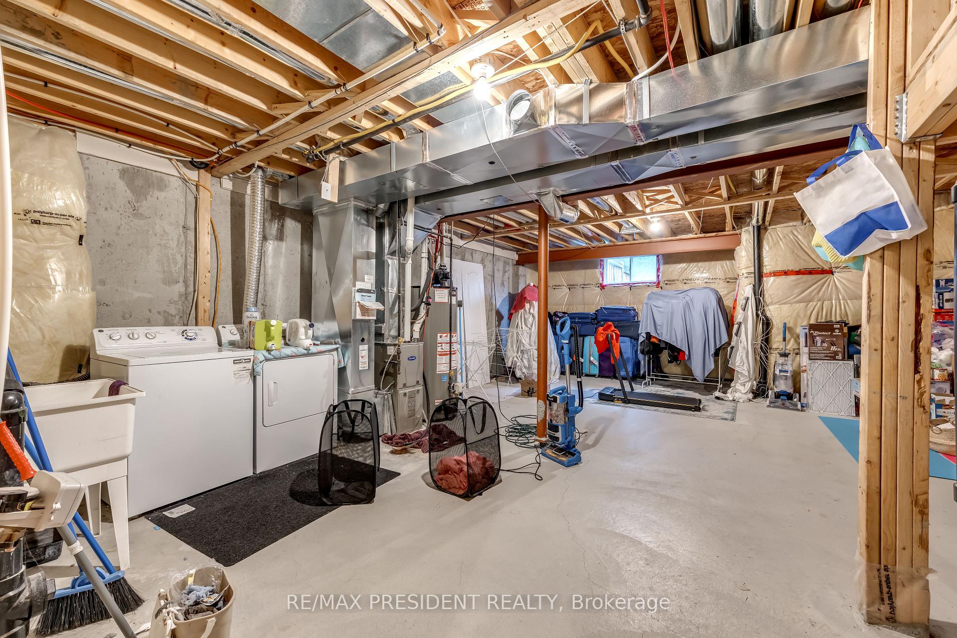 Photo 29 of 108 underwood Drive, Whitby, Brooklin — HOMEH