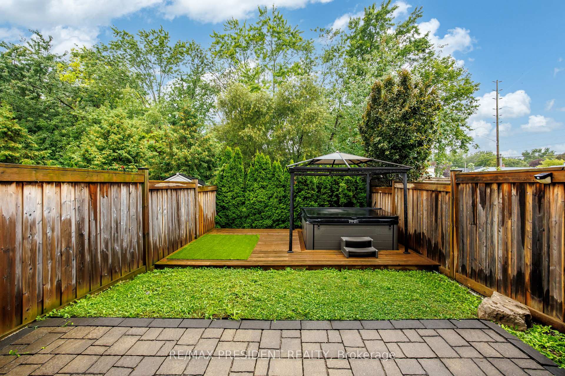 Photo 31 of 108 underwood Drive, Whitby, Brooklin — HOMEH