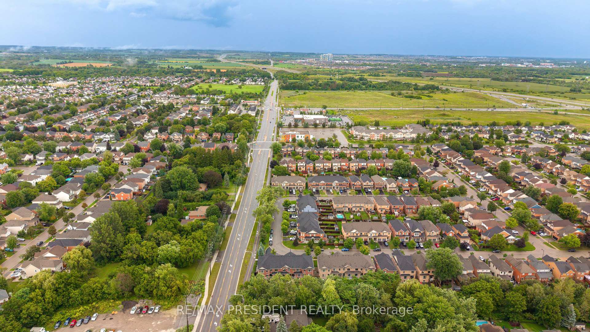 Photo 47 of 108 underwood Drive, Whitby, Brooklin — HOMEH