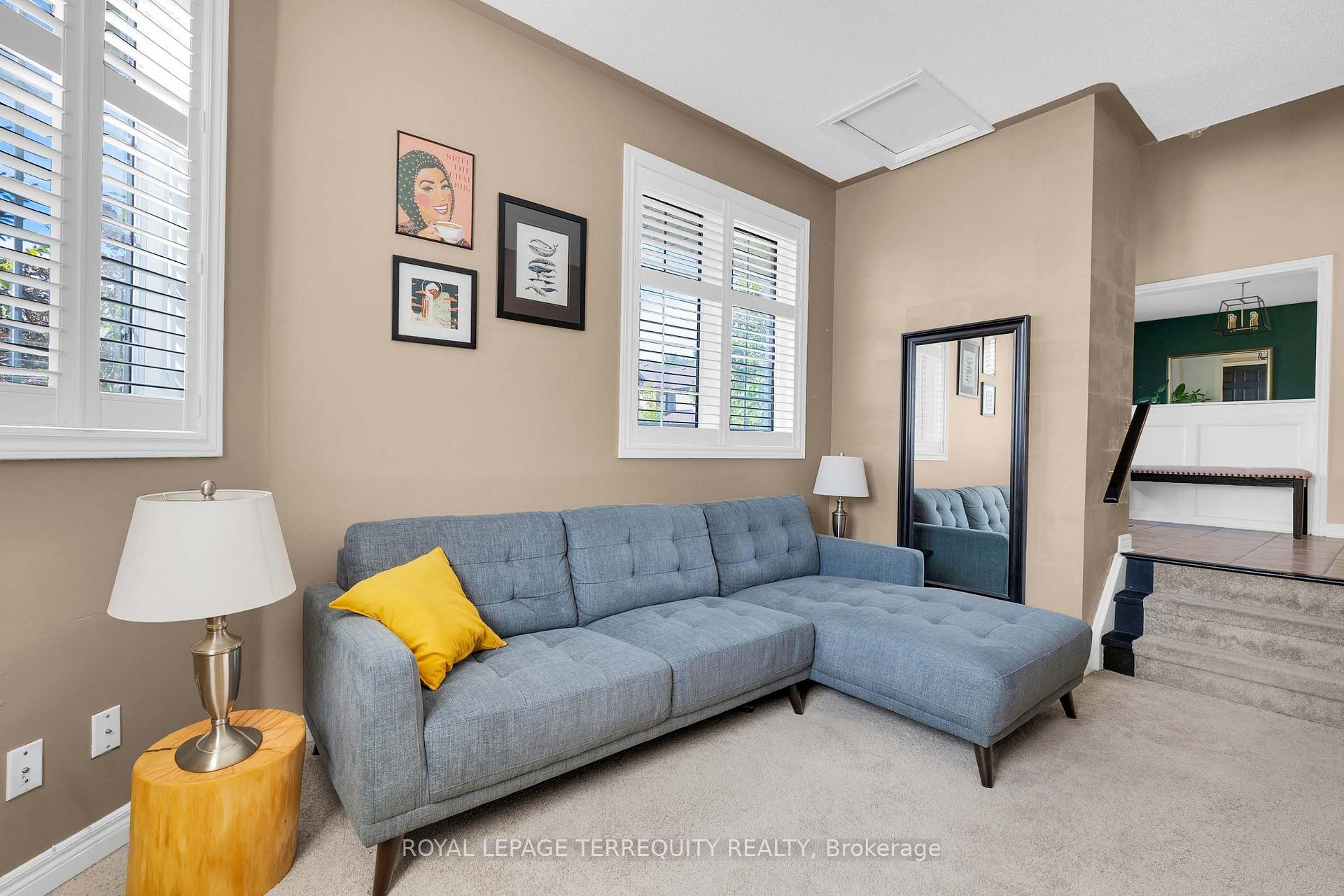 Photo 9 of 44 Iberville Road, Whitby, Brooklin — HOMEH