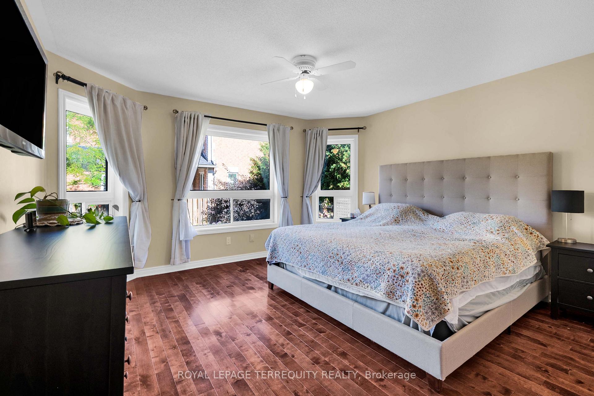 Photo 20 of 44 Iberville Road, Whitby, Brooklin — HOMEH