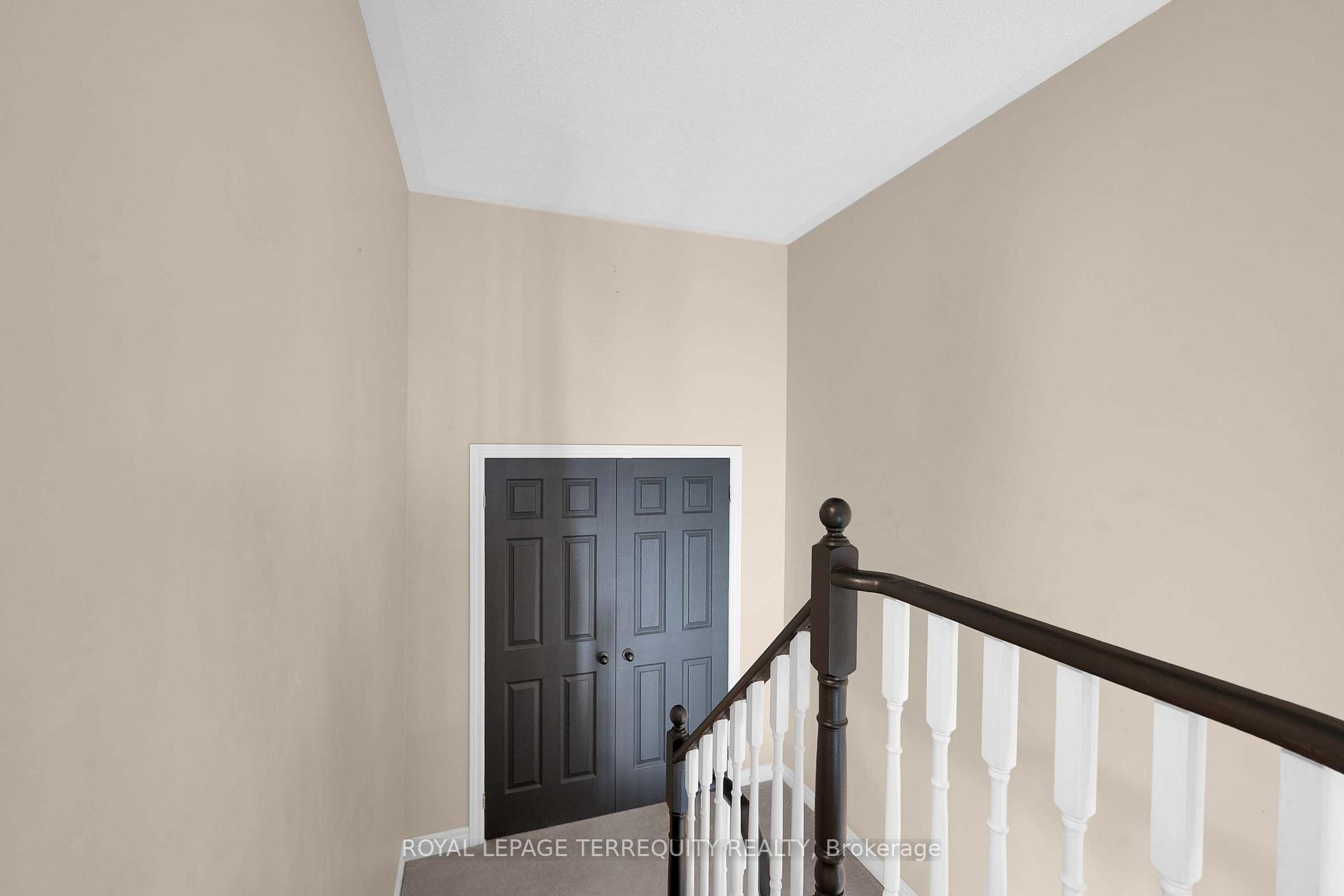Photo 25 of 44 Iberville Road, Whitby, Brooklin — HOMEH