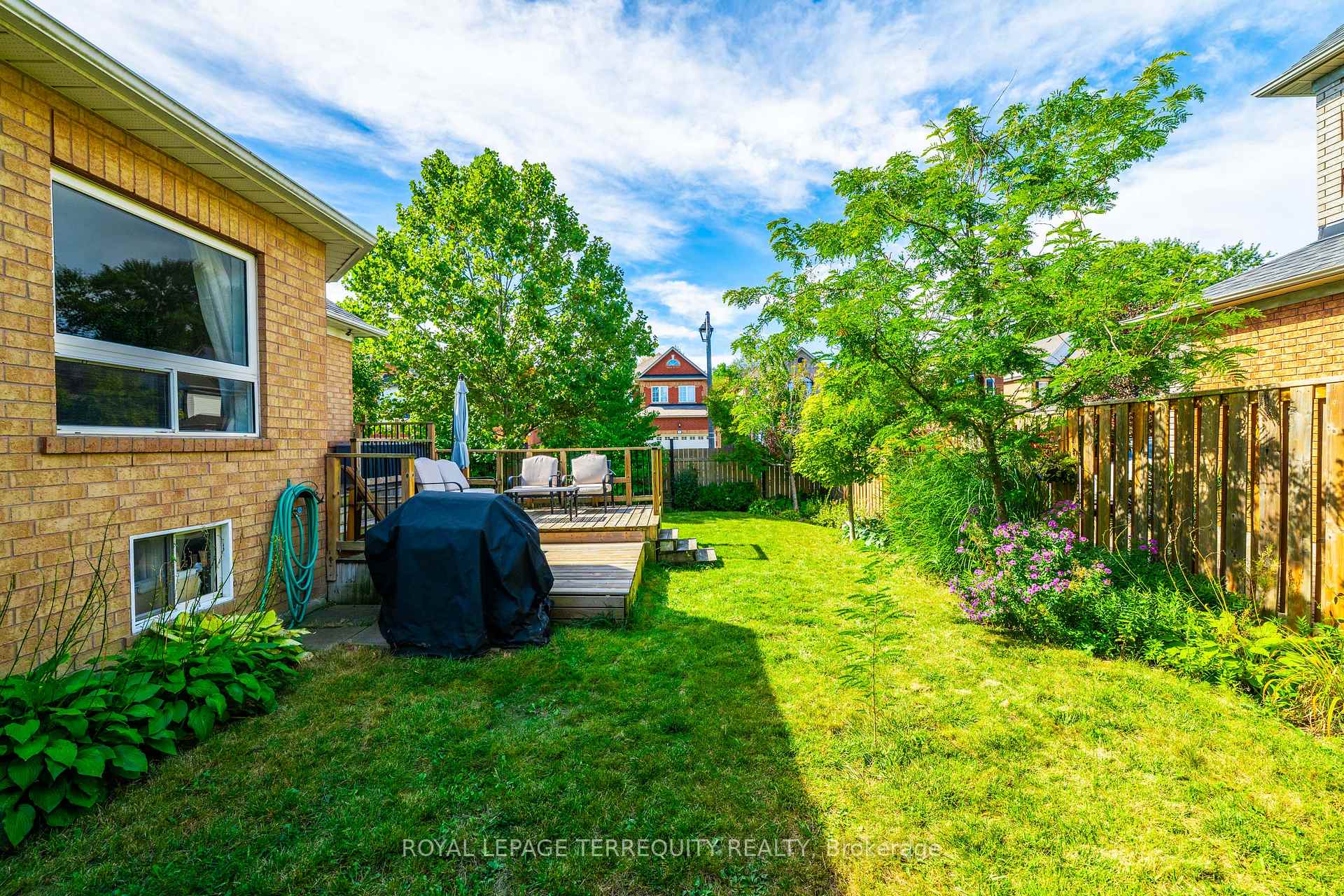 Photo 39 of 44 Iberville Road, Whitby, Brooklin — HOMEH