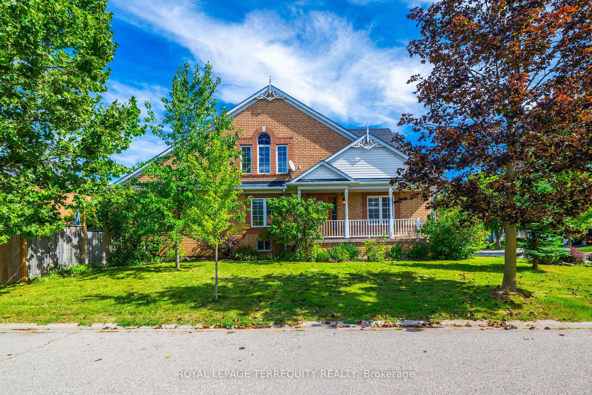 Photo 40 of 44 Iberville Road, Whitby, Brooklin — HOMEH