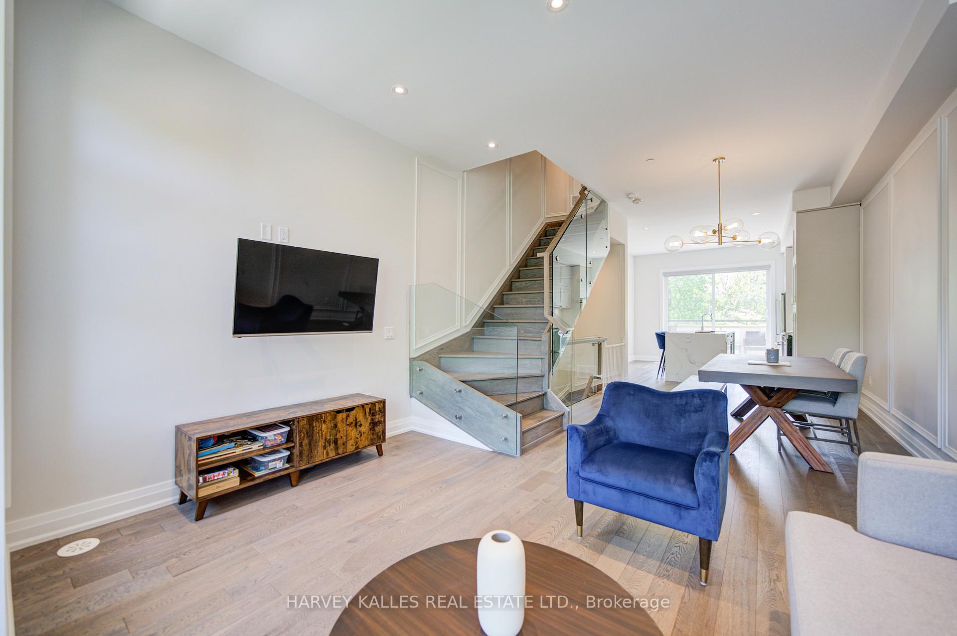 Photo 15 of 1130A Islington Avenue, Etobicoke, Islington-City Centre West — HOMEH