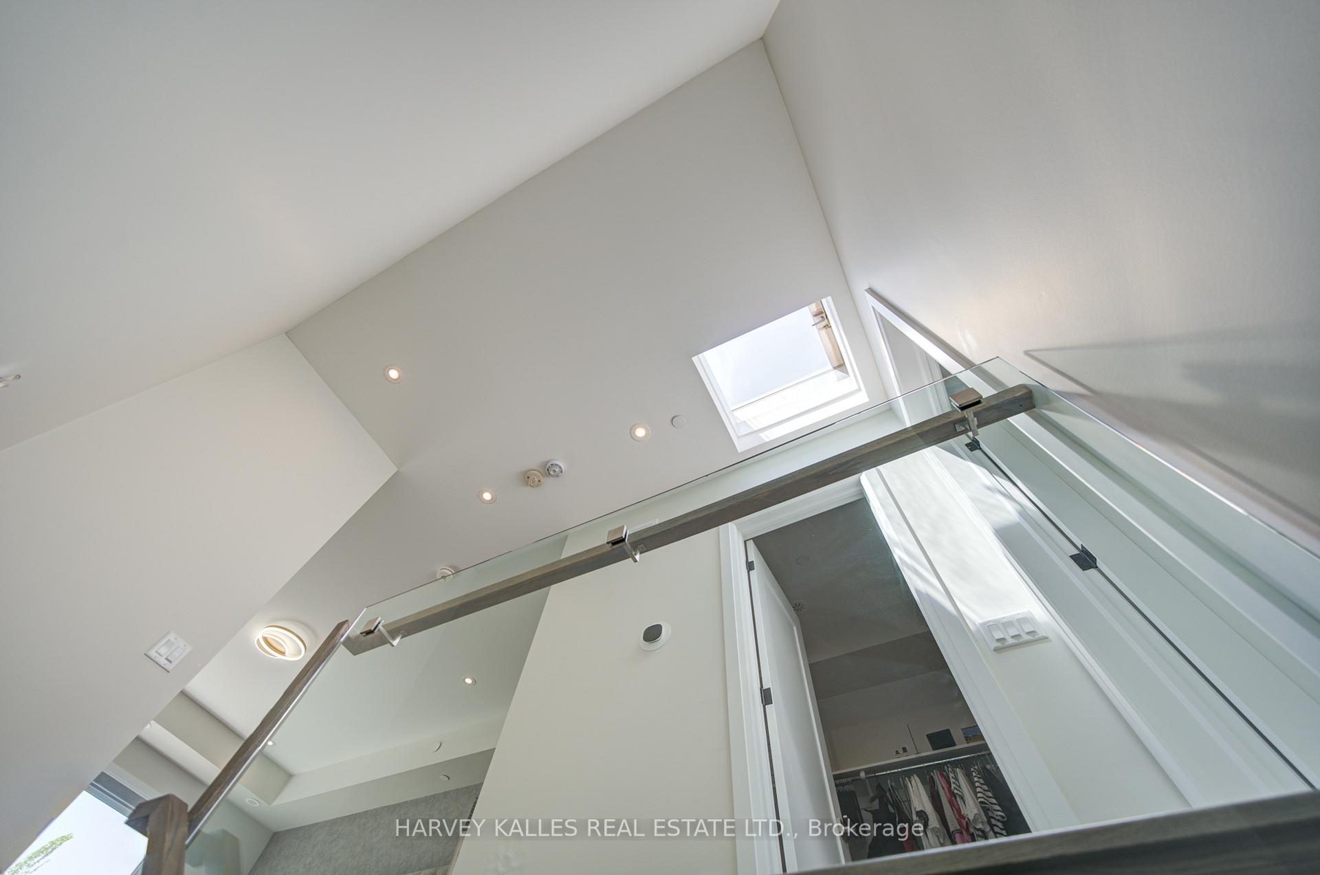 Photo 24 of 1130A Islington Avenue, Etobicoke, Islington-City Centre West — HOMEH