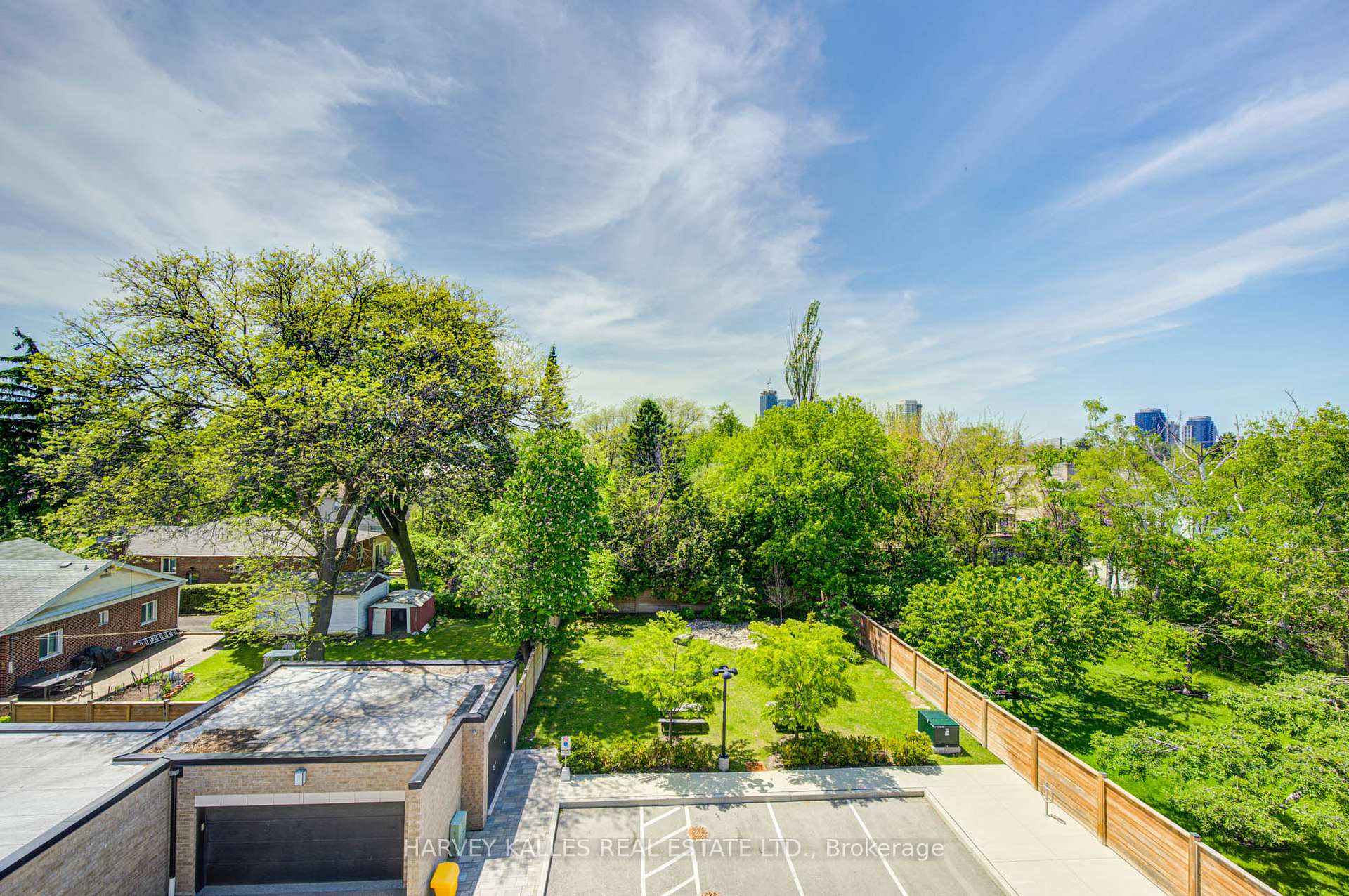 Photo 40 of 1130A Islington Avenue, Etobicoke, Islington-City Centre West — HOMEH