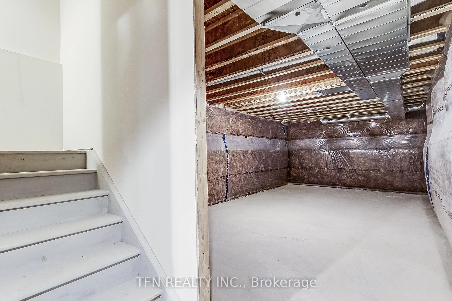 Photo 6 of 80 McGill Avenue, Erin — HOMEH