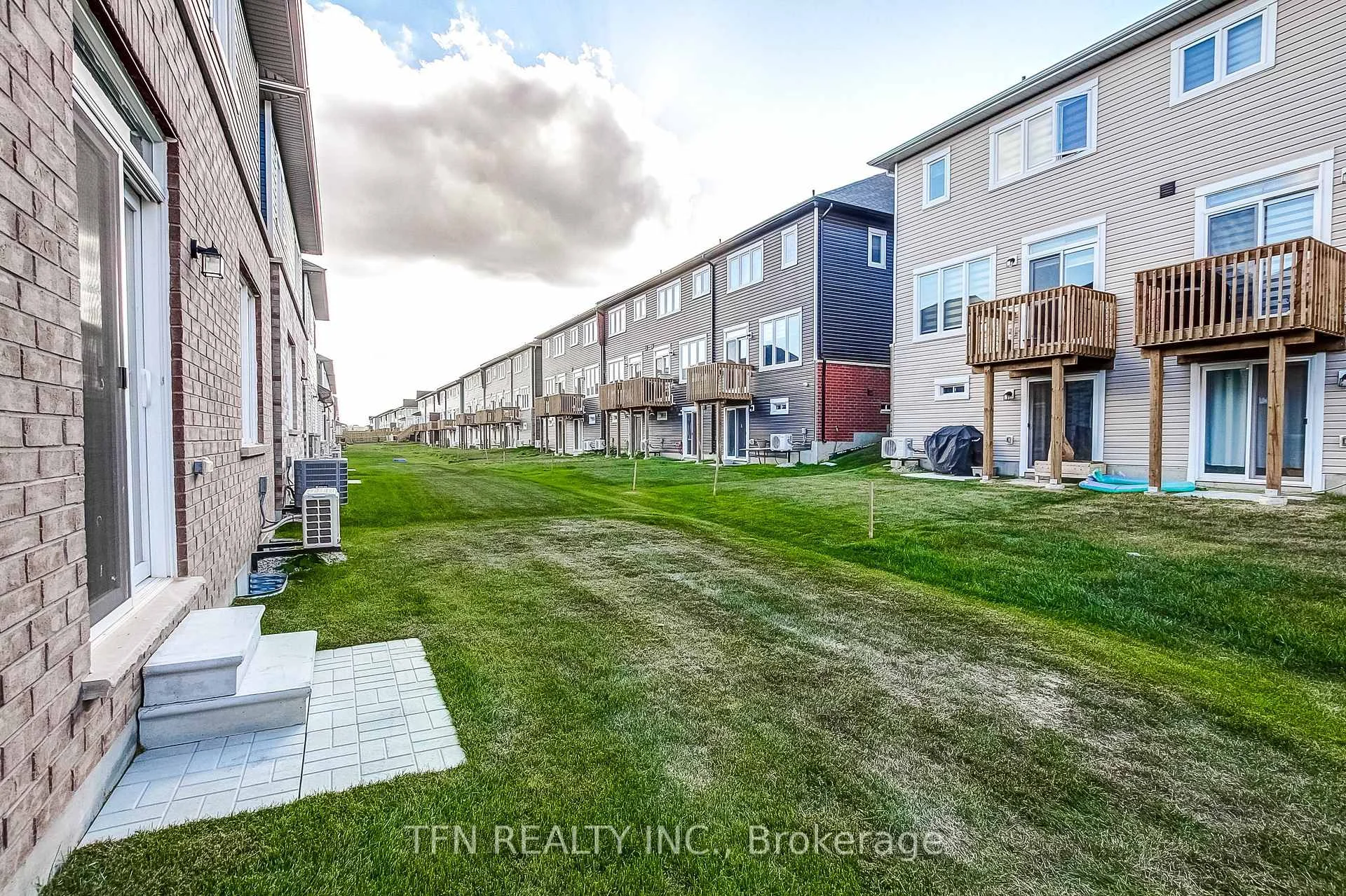 Photo 4 of 80 McGill Avenue, Erin — HOMEH