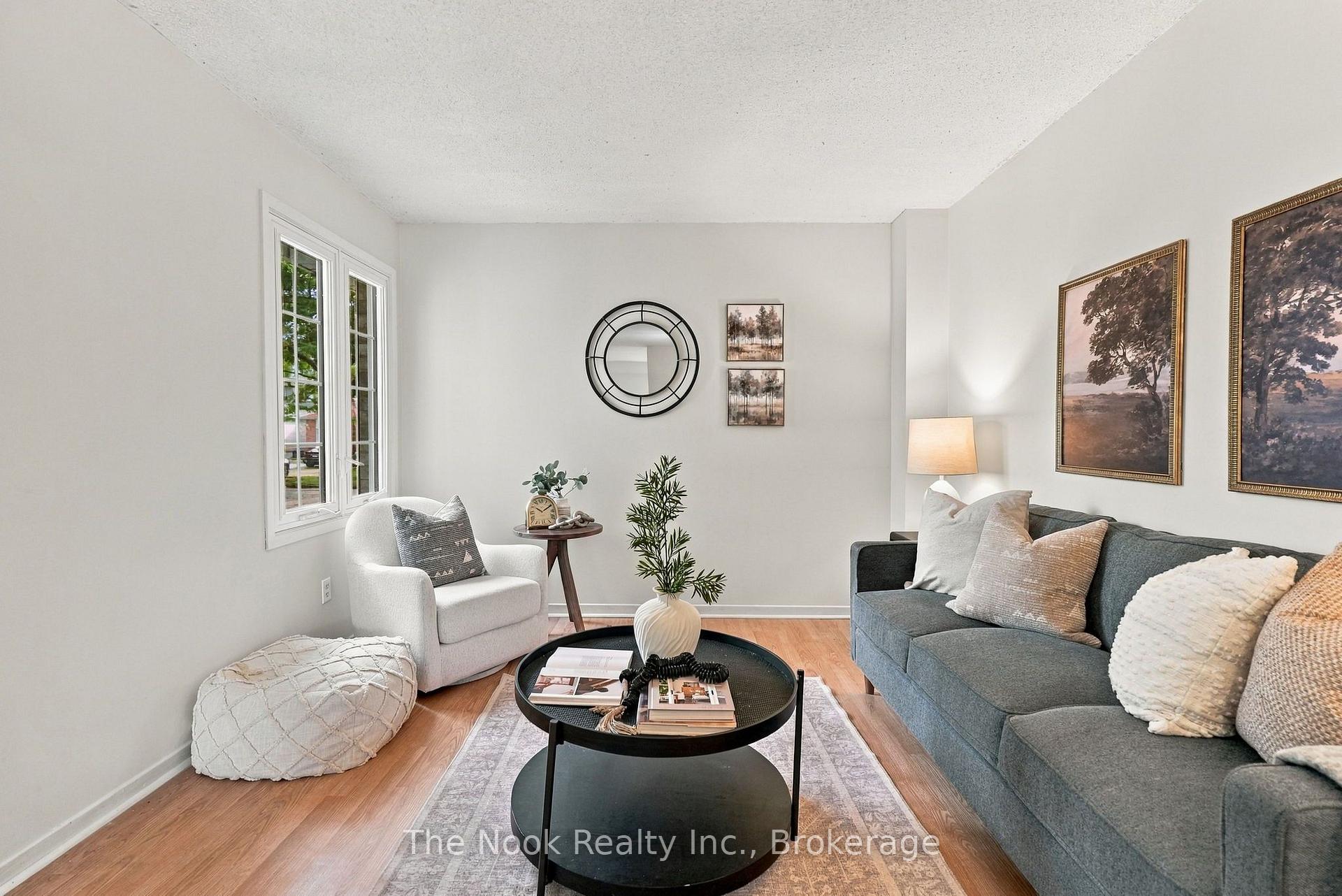 Photo 5 of 27 Field Crescent, Ajax, Central East — HOMEH