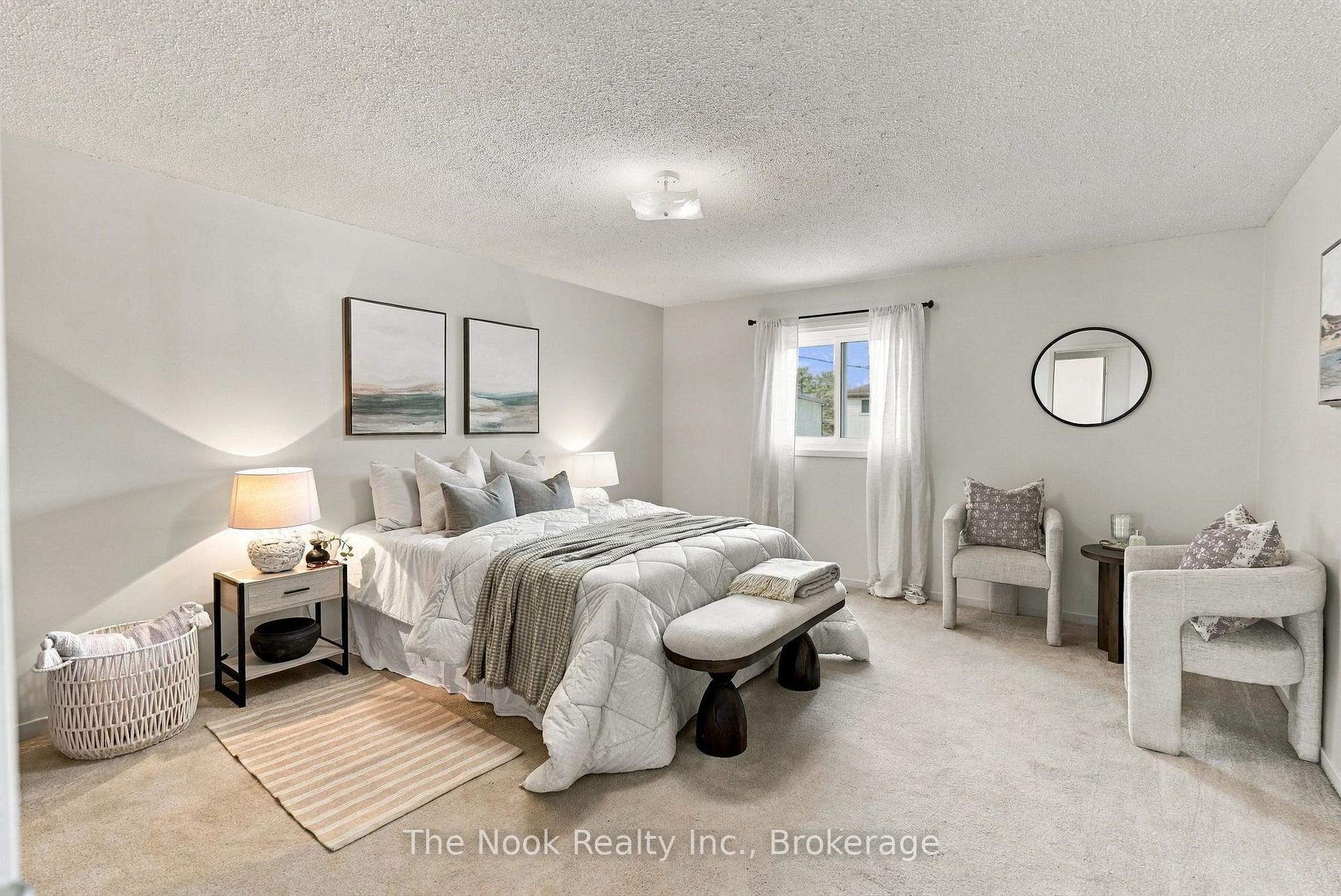 Photo 17 of 27 Field Crescent, Ajax, Central East — HOMEH