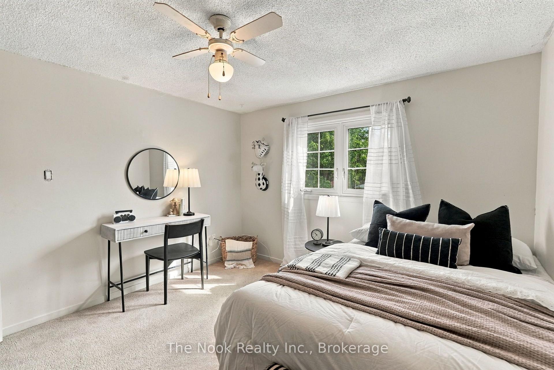 Photo 20 of 27 Field Crescent, Ajax, Central East — HOMEH