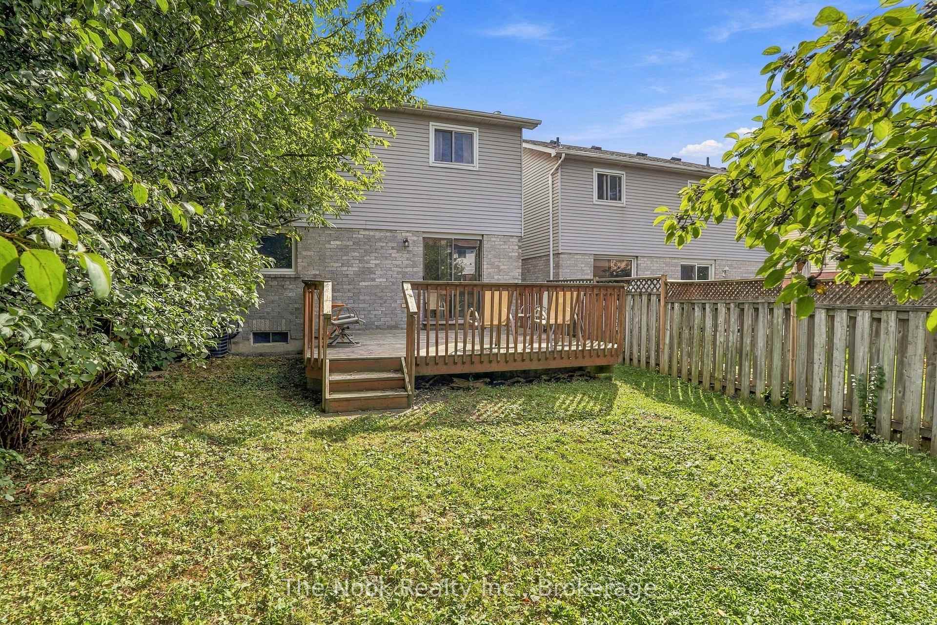 Photo 31 of 27 Field Crescent, Ajax, Central East — HOMEH