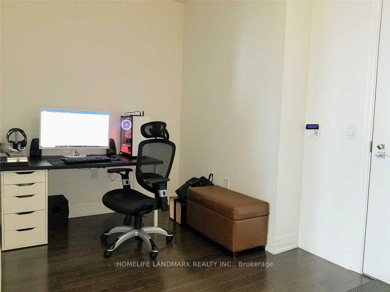 Photo 19 of Unit 5203, 8 The Esplanade Avenue, Toronto, Waterfront Communities — HOMEH