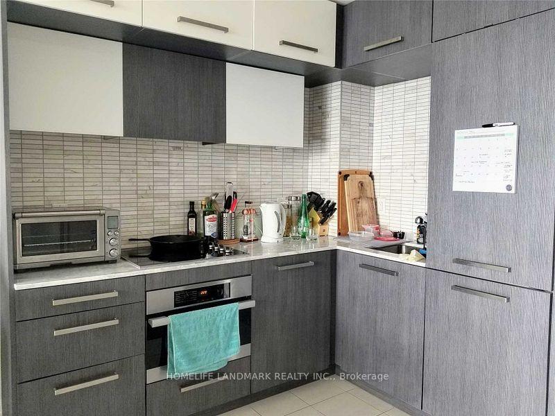 Photo 22 of Unit 5203, 8 The Esplanade Avenue, Toronto, Waterfront Communities — HOMEH