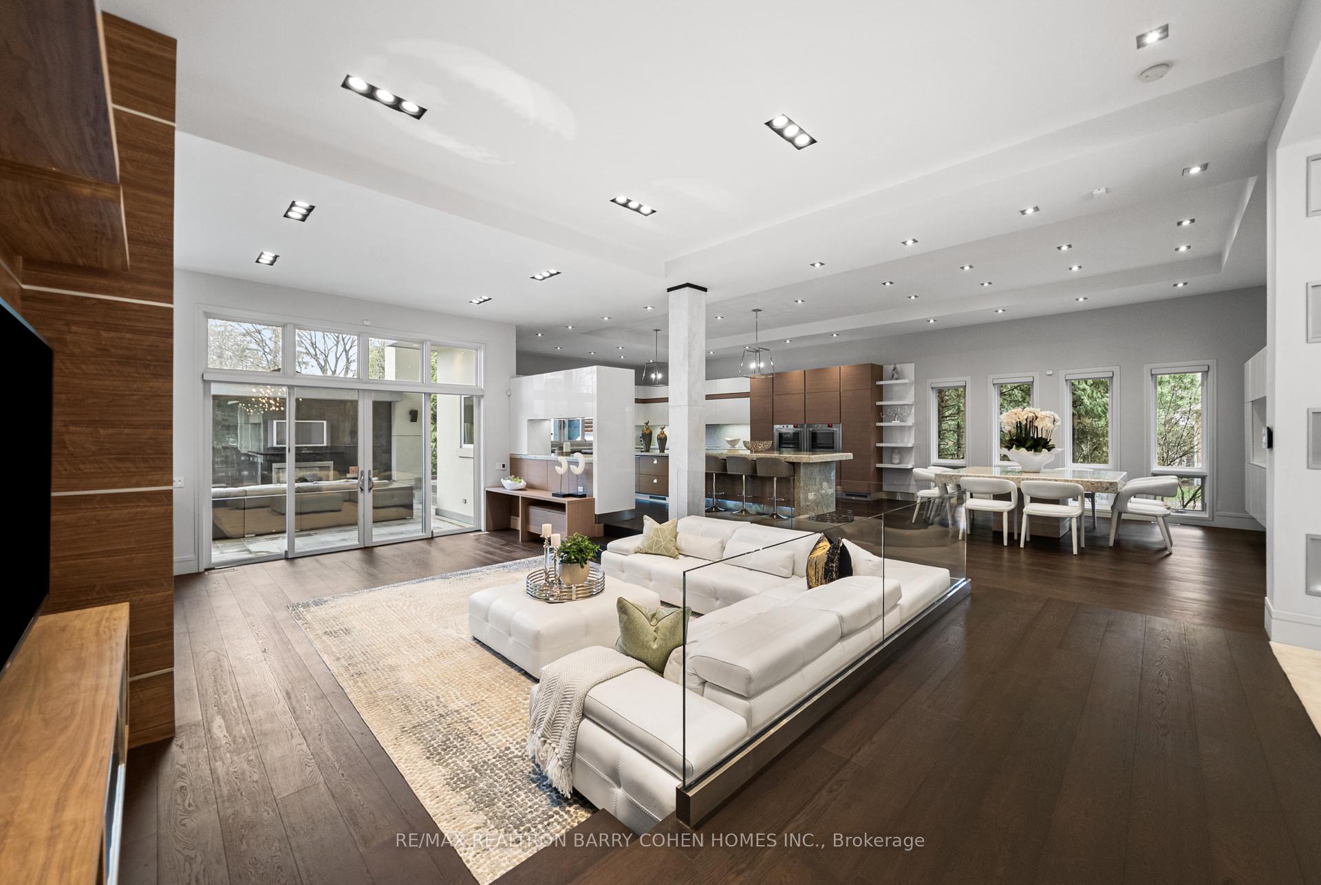 Photo 14 of 19 Maryvale Crescent, Richmond Hill, South Richvale — HOMEH