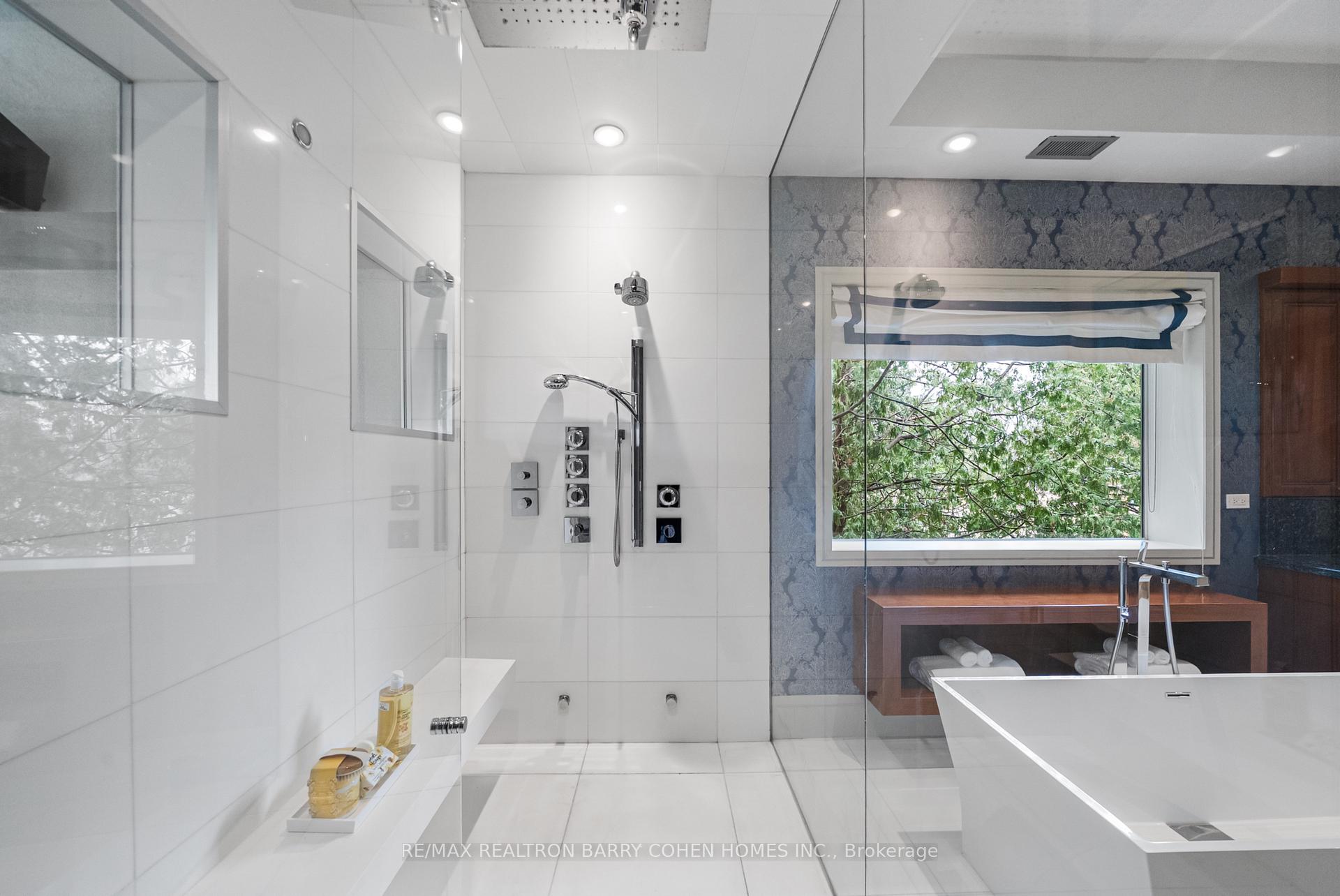 Photo 36 of 19 Maryvale Crescent, Richmond Hill, South Richvale — HOMEH