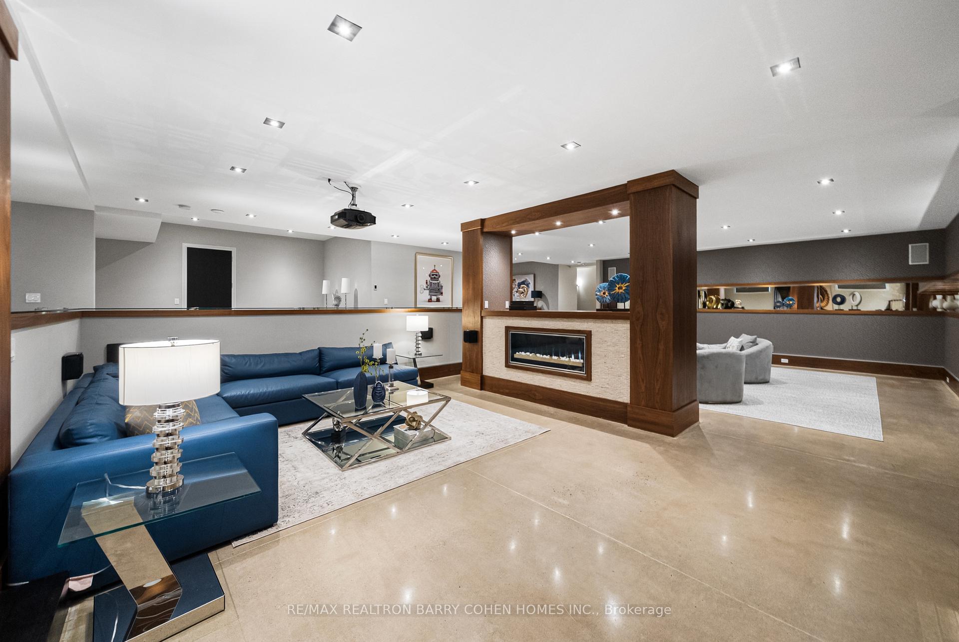 Photo 43 of 19 Maryvale Crescent, Richmond Hill, South Richvale — HOMEH