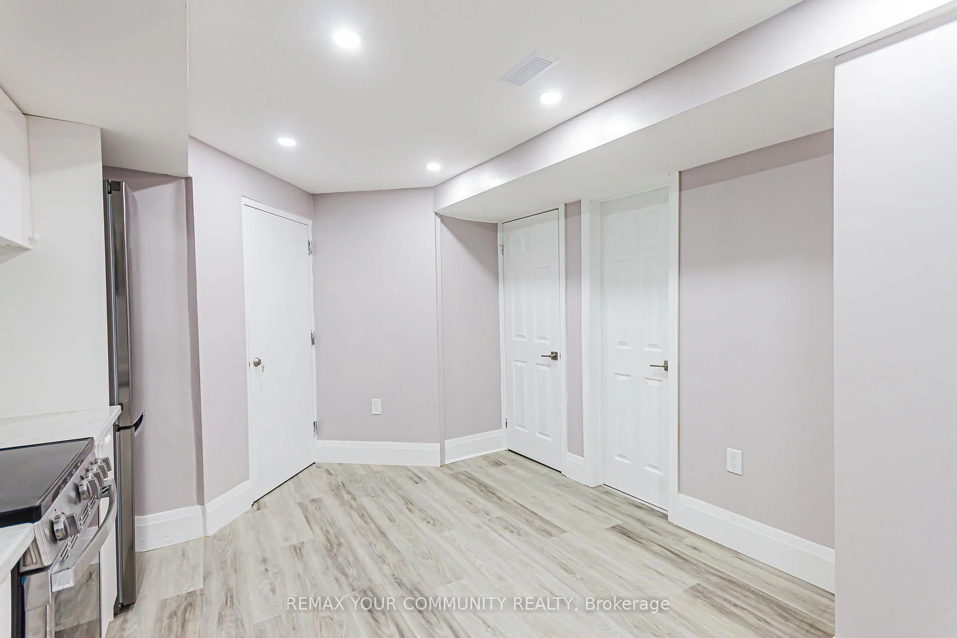 Photo 14 of Unit Lower, 218 Ferndale Drive S, Barrie, Ardagh — HOMEH