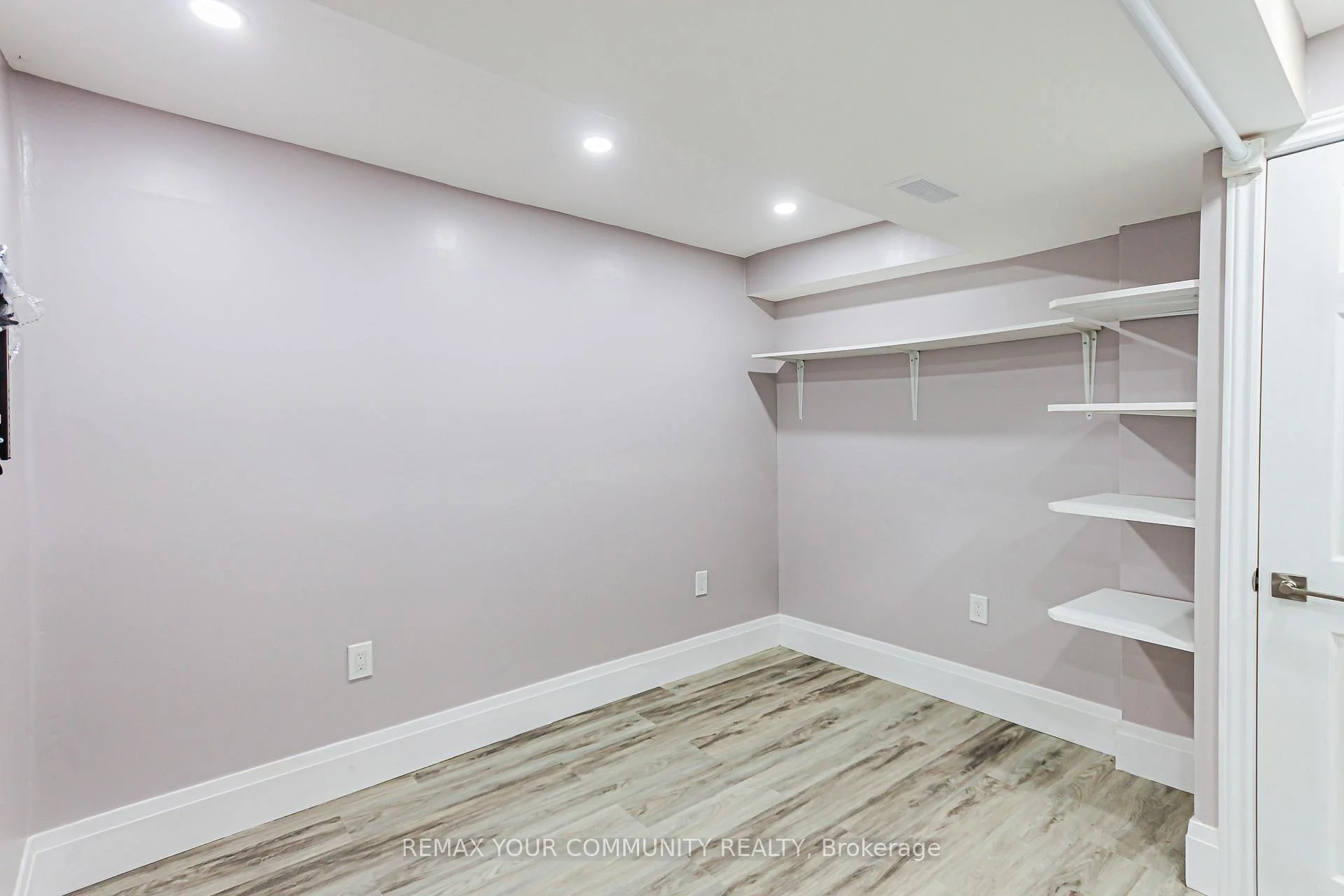 Photo 28 of Unit Lower, 218 Ferndale Drive S, Barrie, Ardagh — HOMEH