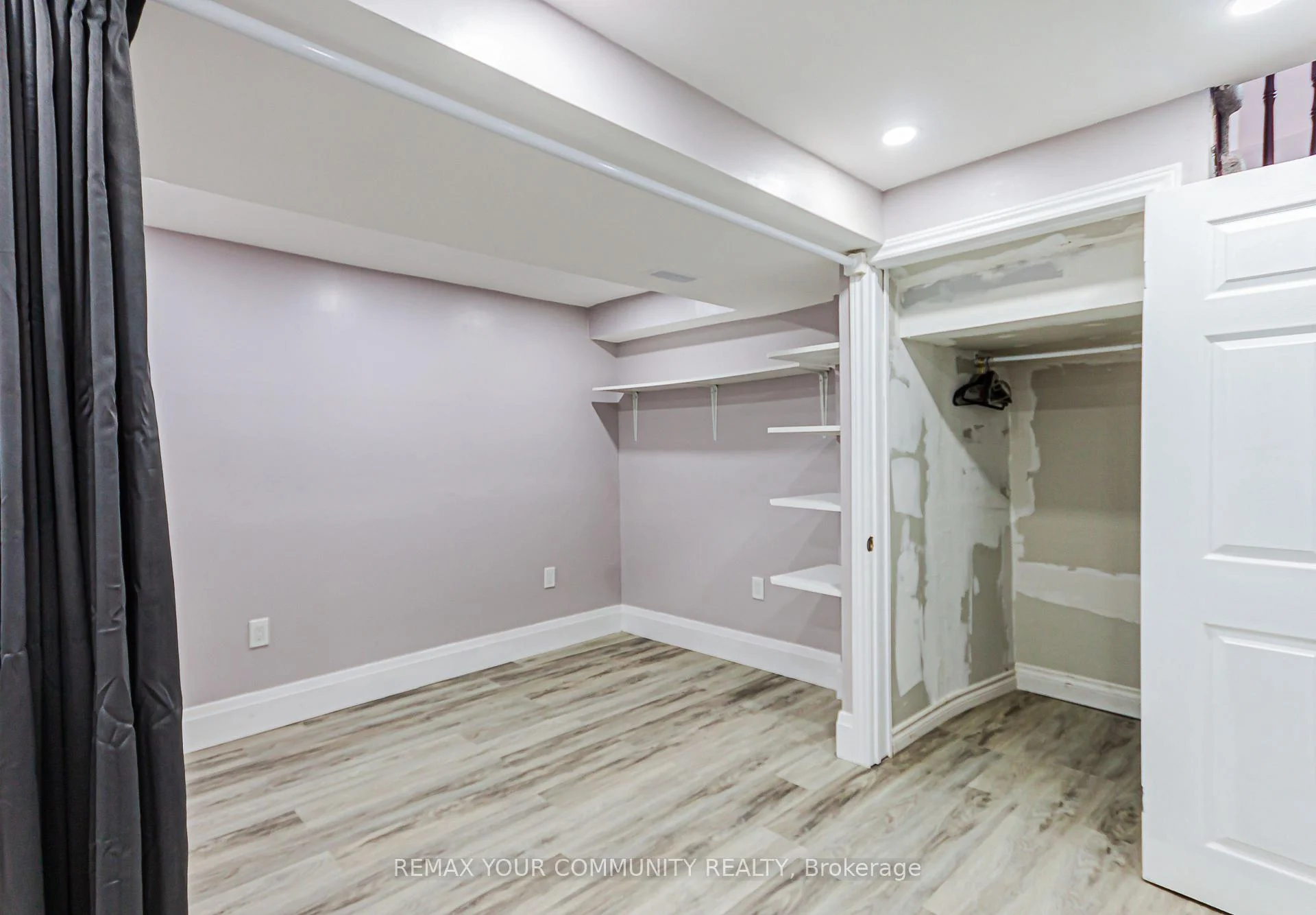 Photo 45 of Unit Lower, 218 Ferndale Drive S, Barrie, Ardagh — HOMEH
