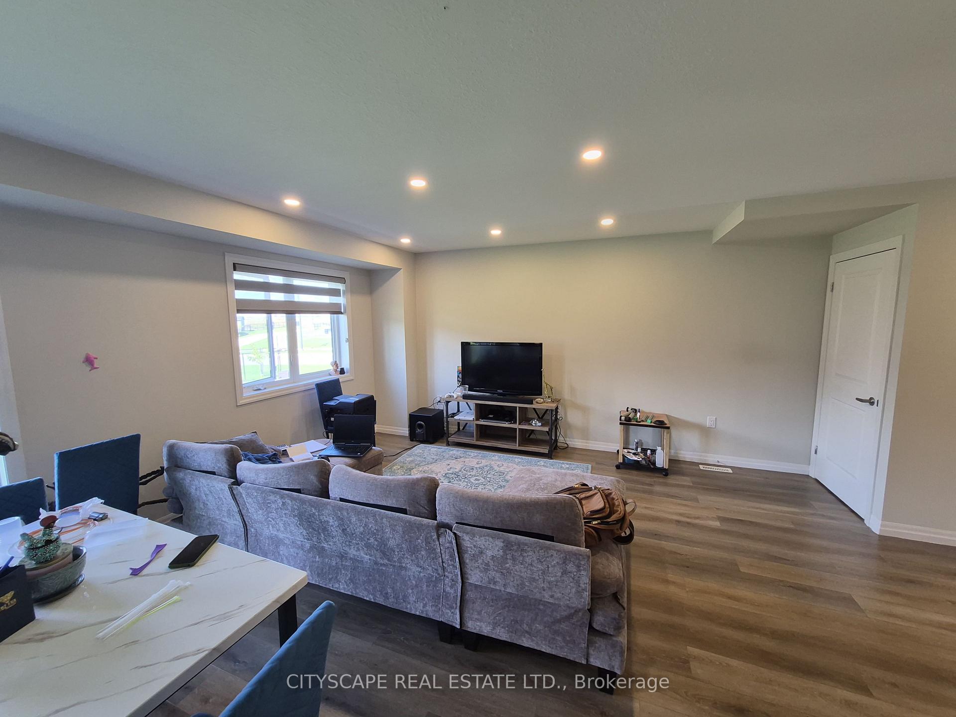 Photo 7 of 201 Hooper Street, St. Marys — HOMEH