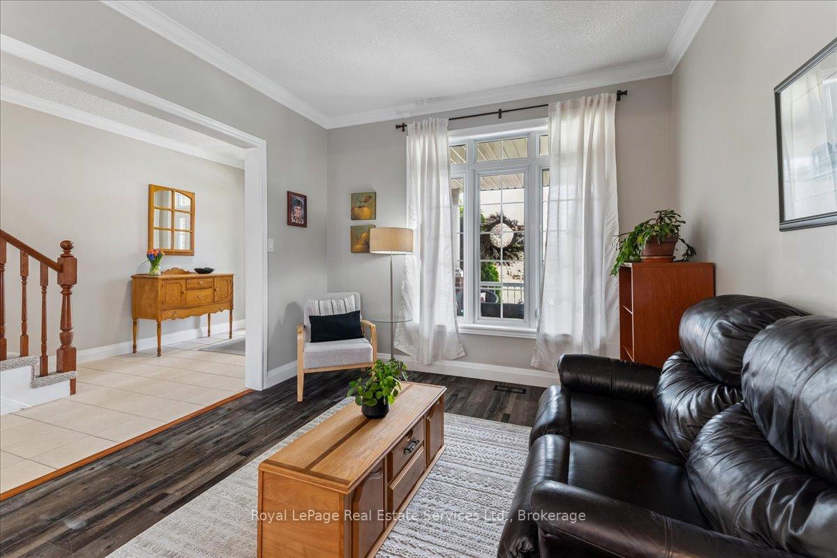 Photo 7 of 160 May Street, Guelph/Eramosa, Rockwood — HOMEH