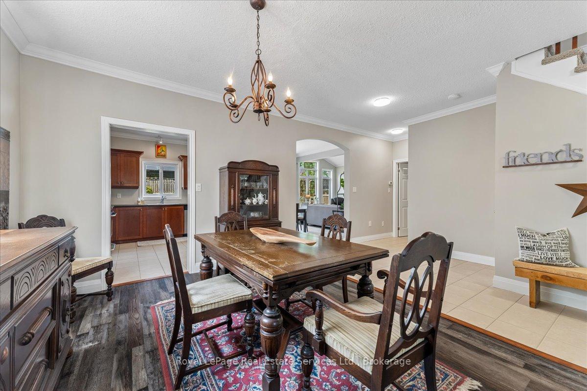 Photo 8 of 160 May Street, Guelph/Eramosa, Rockwood — HOMEH