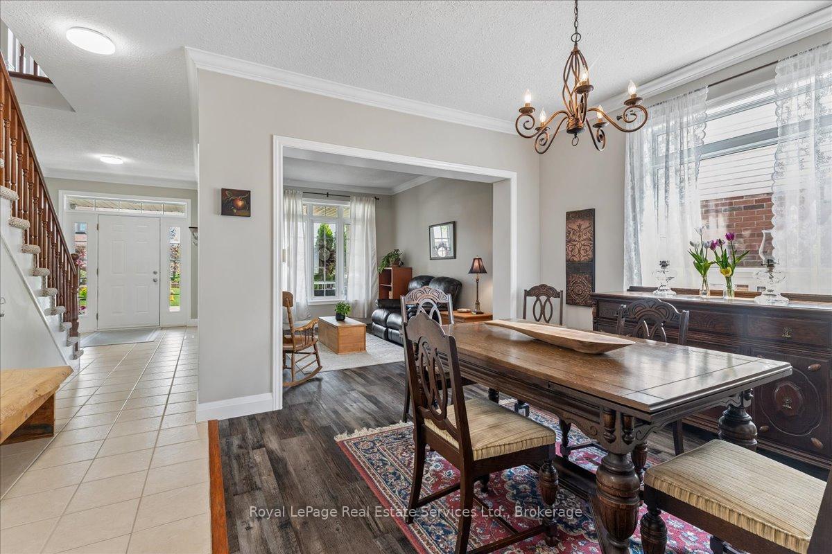 Photo 10 of 160 May Street, Guelph/Eramosa, Rockwood — HOMEH