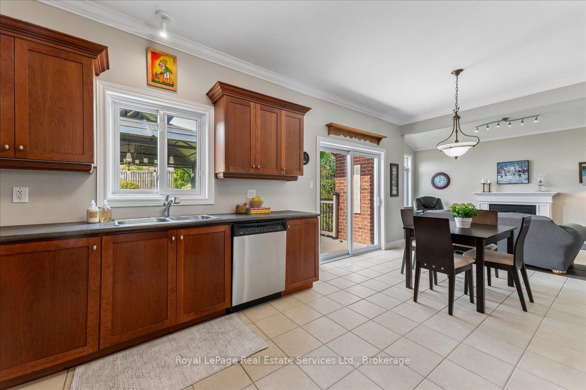 Photo 14 of 160 May Street, Guelph/Eramosa, Rockwood — HOMEH