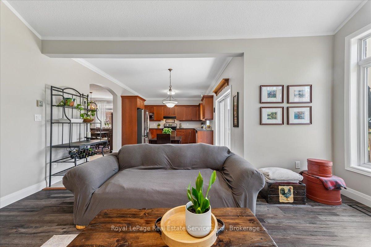 Photo 17 of 160 May Street, Guelph/Eramosa, Rockwood — HOMEH