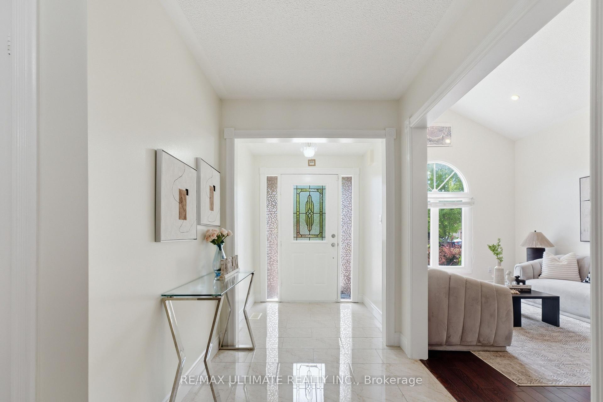 Photo 4 of 872 Corbetts Road, Oshawa, Pinecrest — HOMEH