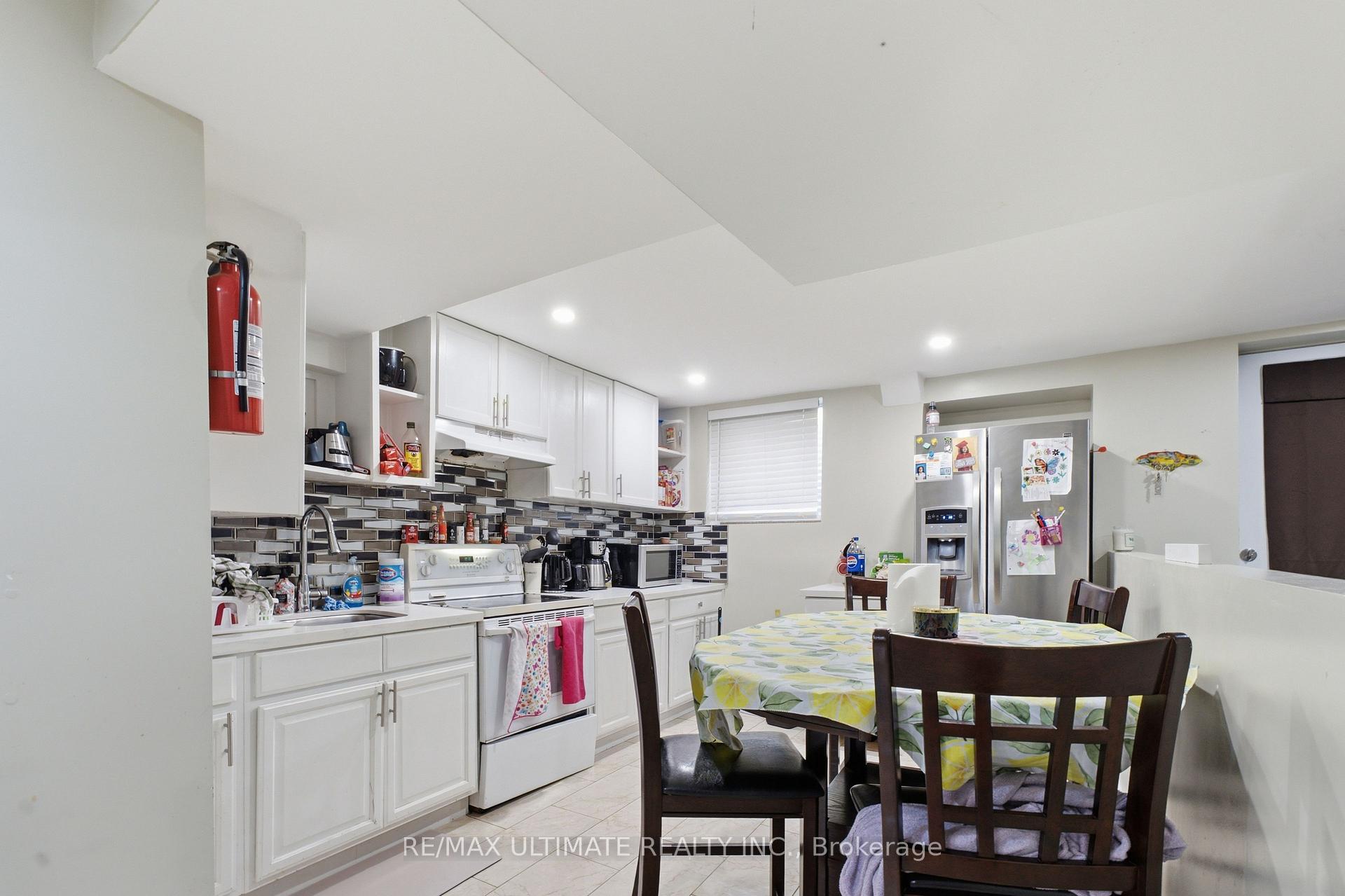 Photo 37 of 872 Corbetts Road, Oshawa, Pinecrest — HOMEH