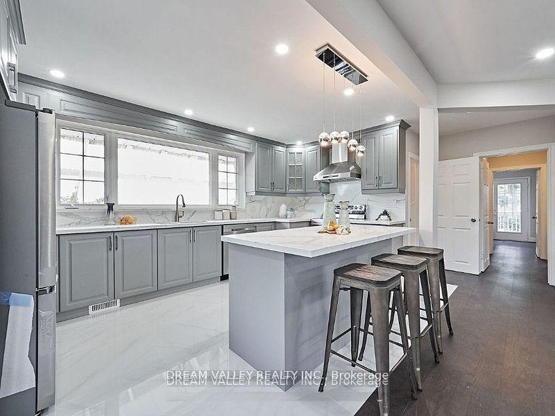 Photo 10 of Unit Main, 24 Gable Place, Scarborough, Bendale — HOMEH