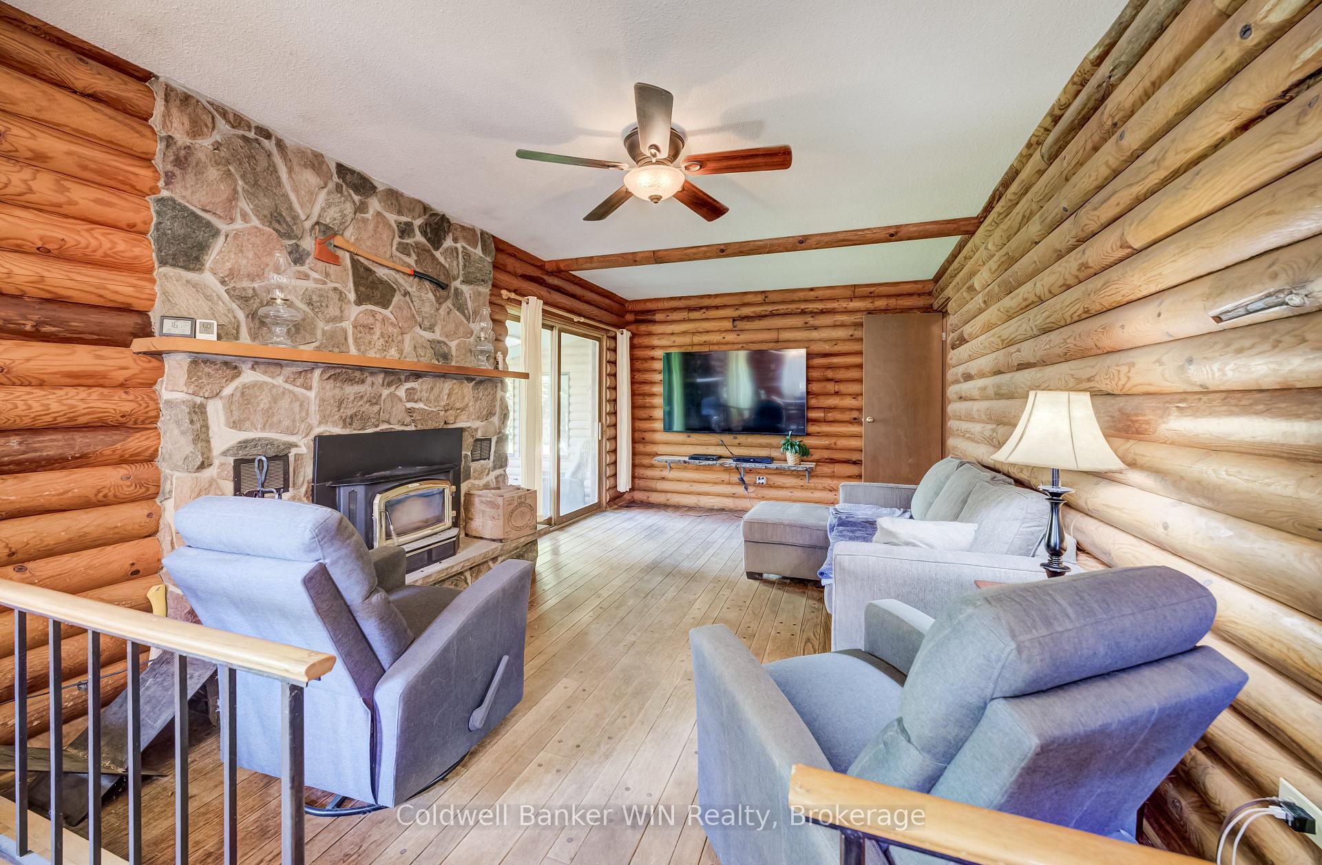 Photo 10 of 775415 Highway 10, Chatsworth — HOMEH
