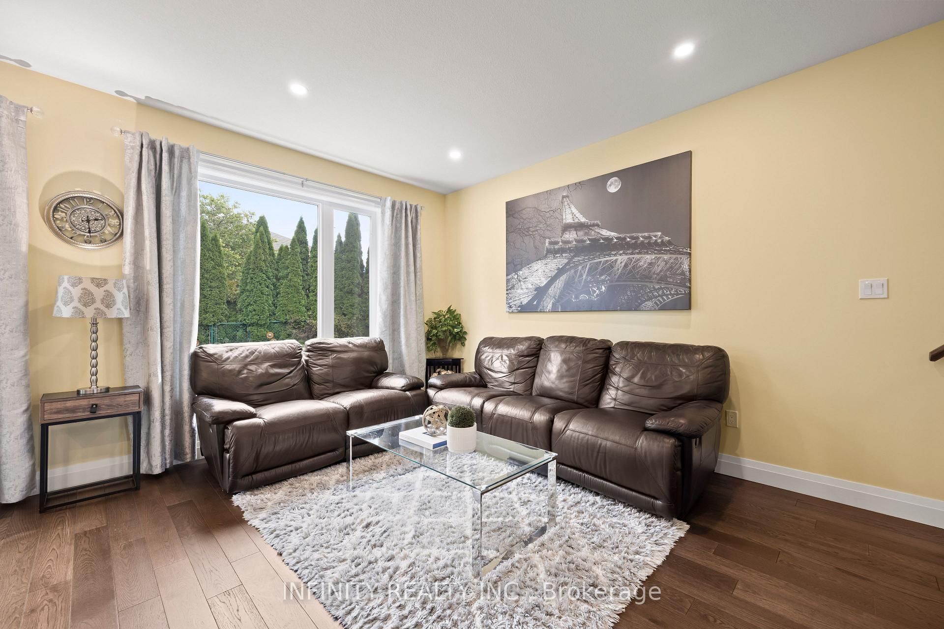 Photo 15 of 1679 Valhalla Street, London, North E — HOMEH