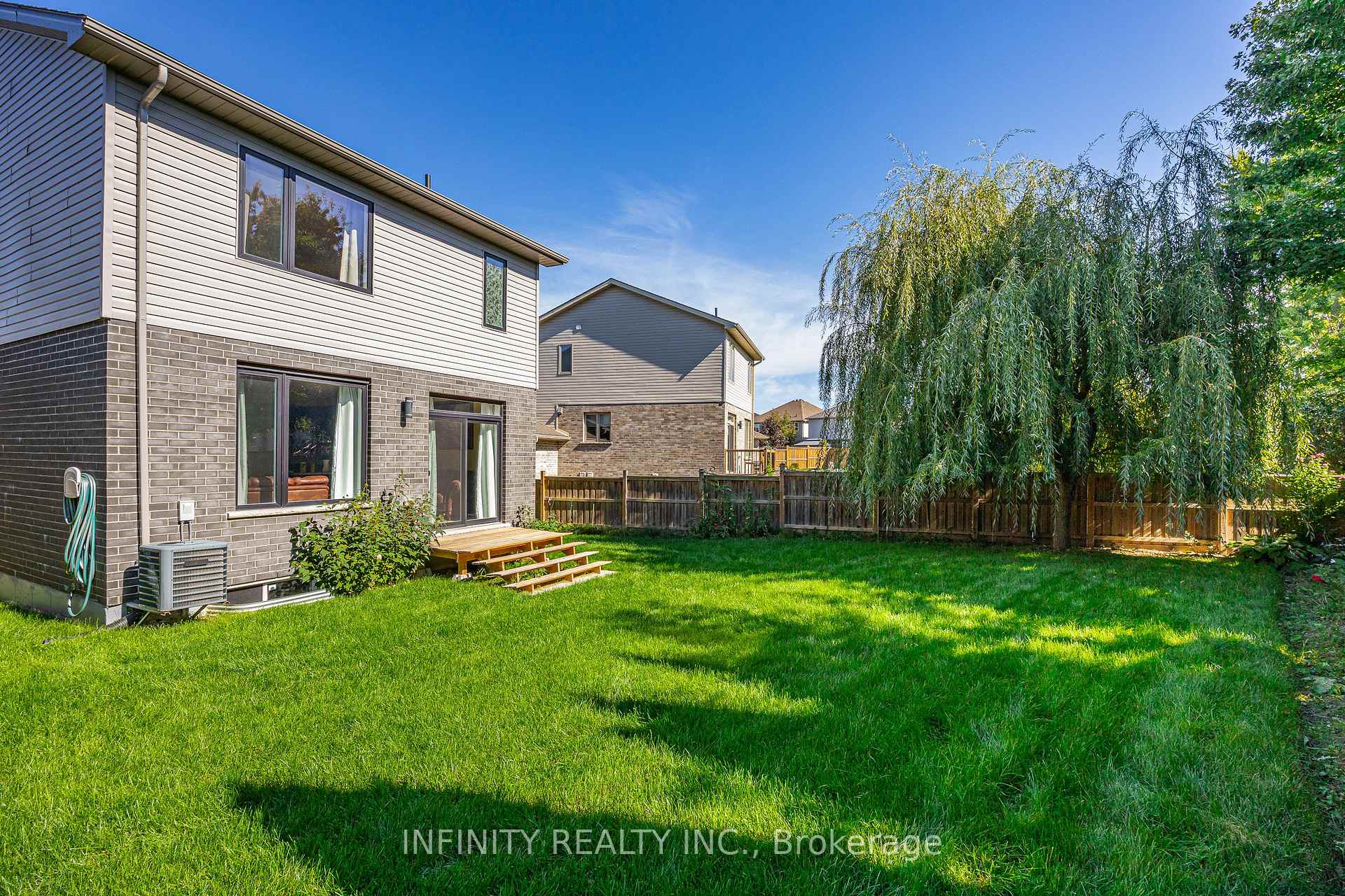 Photo 35 of 1679 Valhalla Street, London, North E — HOMEH