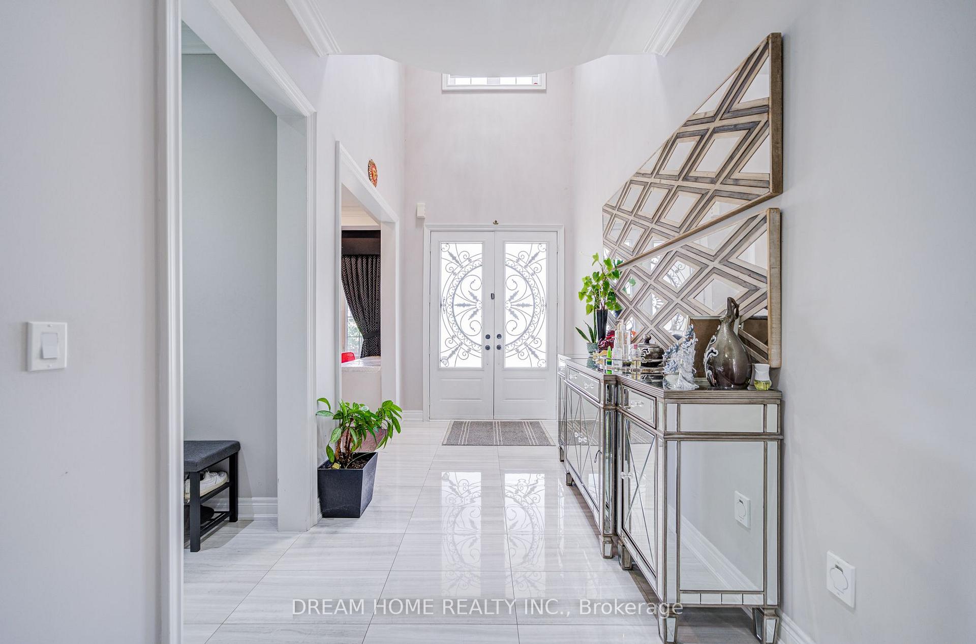 Photo 4 of 6811 14th Avenue, Markham, Box Grove — HOMEH