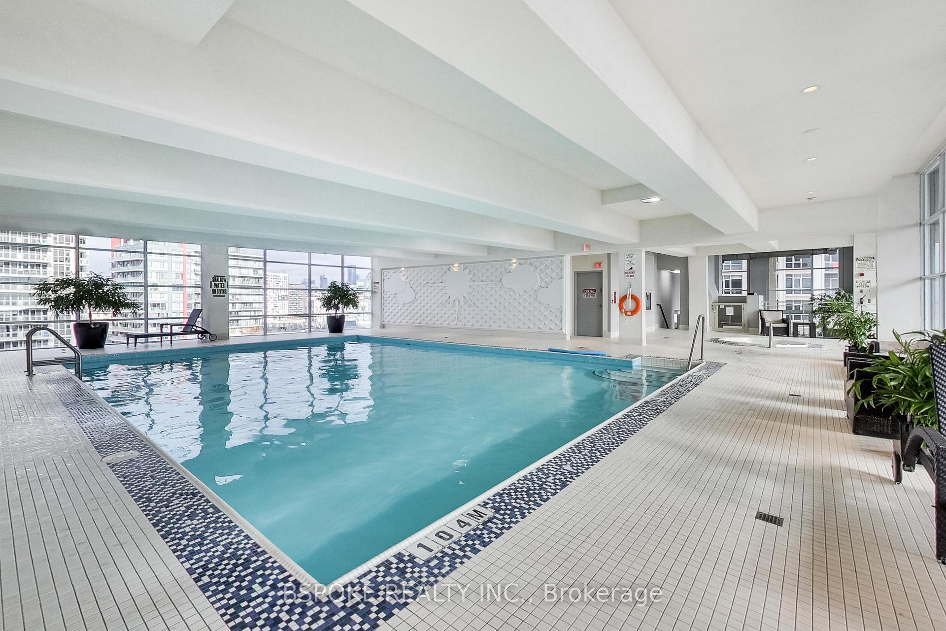 Photo 24 of Unit 825, 628 Fleet Street, Toronto, Niagara — HOMEH