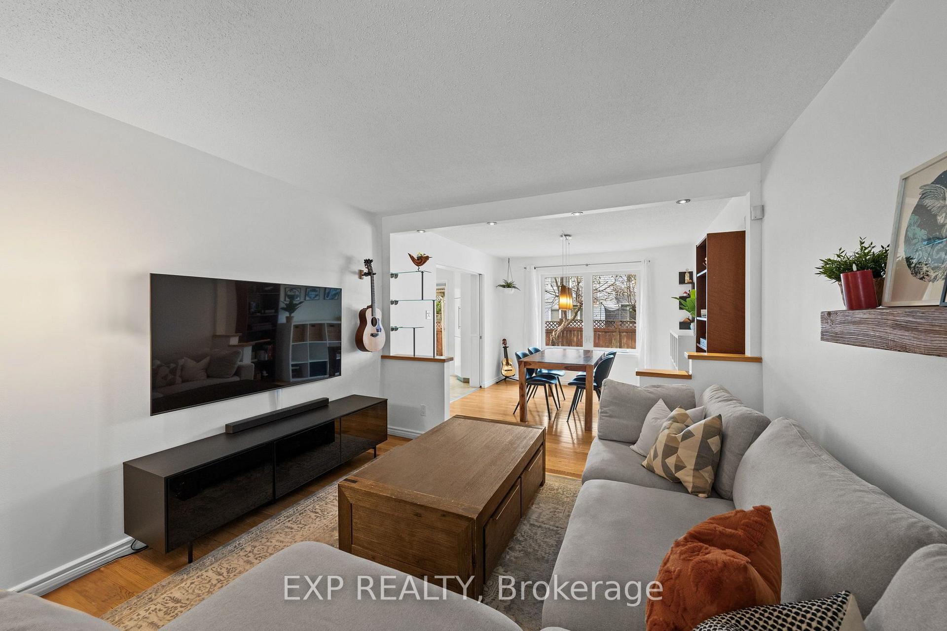 Photo 7 of 681 Levac Drive, Ottawa, Fallingbrook/Pineridge — HOMEH