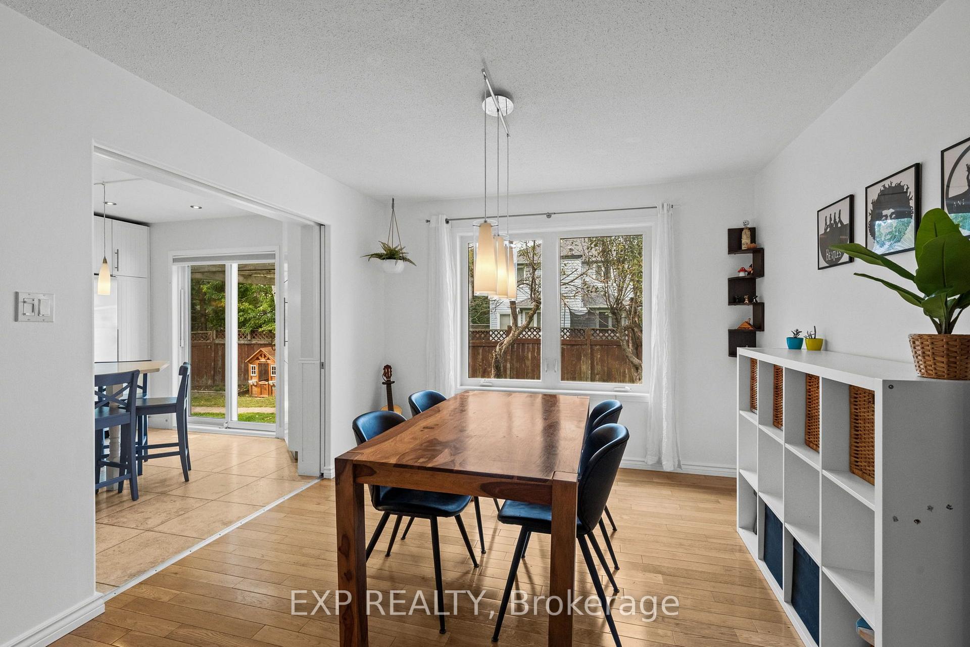 Photo 10 of 681 Levac Drive, Ottawa, Fallingbrook/Pineridge — HOMEH