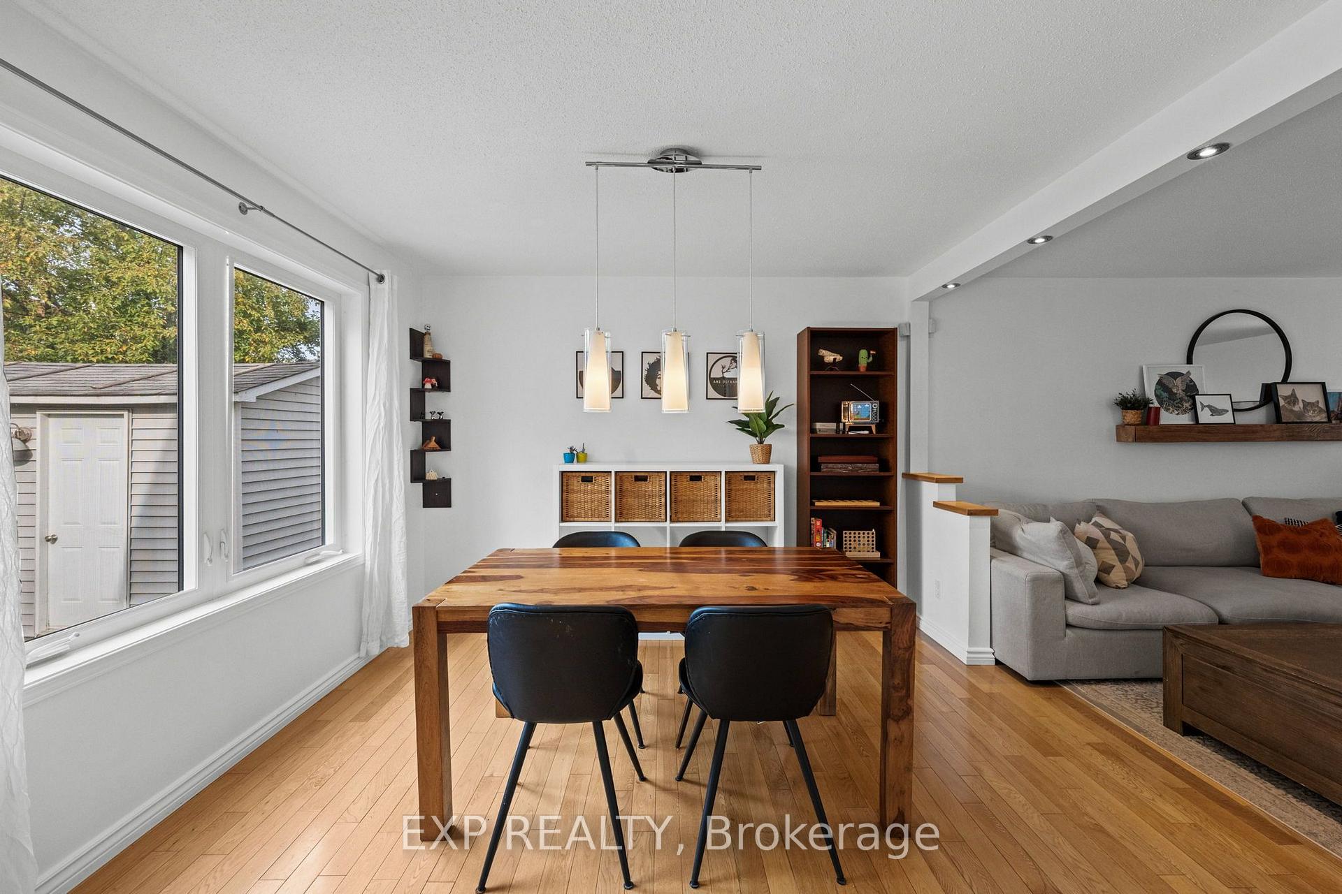 Photo 11 of 681 Levac Drive, Ottawa, Fallingbrook/Pineridge — HOMEH