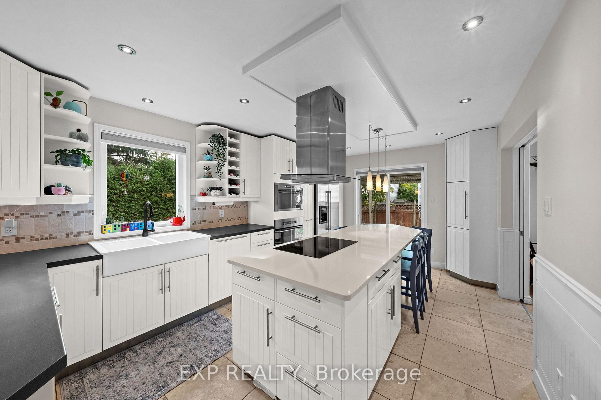 Photo 14 of 681 Levac Drive, Ottawa, Fallingbrook/Pineridge — HOMEH