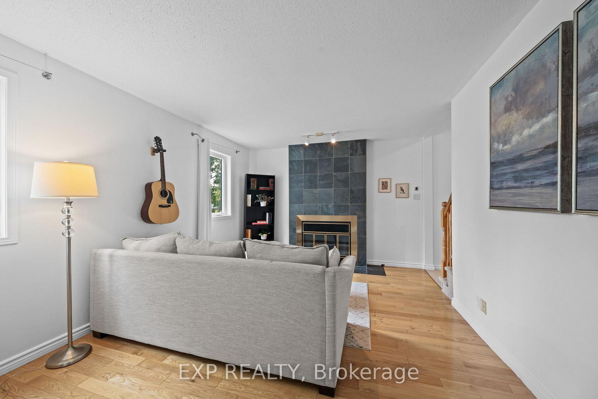 Photo 19 of 681 Levac Drive, Ottawa, Fallingbrook/Pineridge — HOMEH