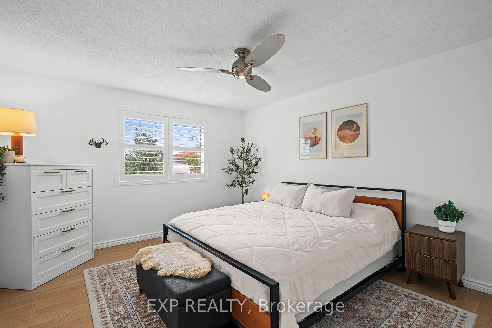 Photo 20 of 681 Levac Drive, Ottawa, Fallingbrook/Pineridge — HOMEH