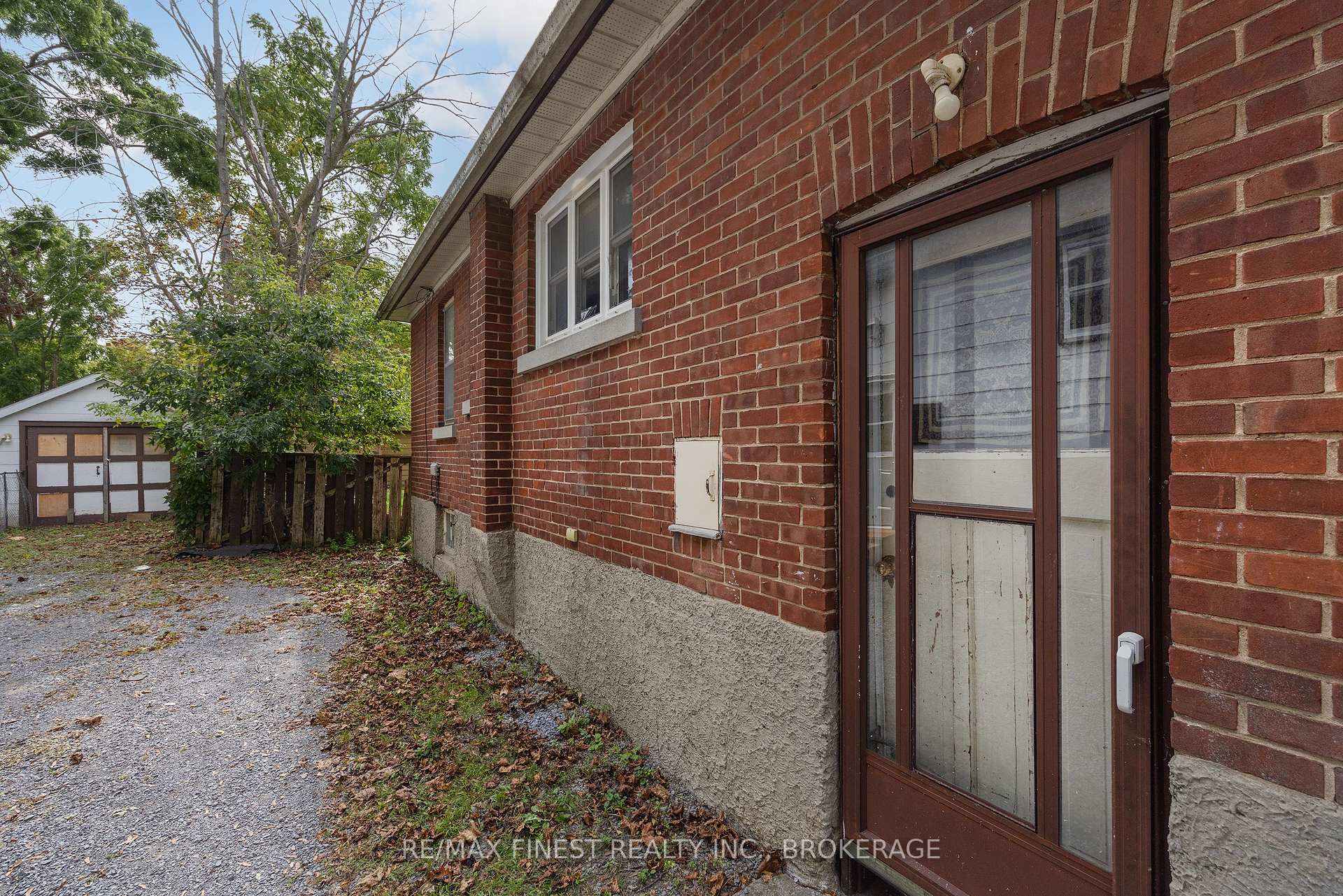 Photo 6 of 162 Mack Street, Kingston, Central City East — HOMEH