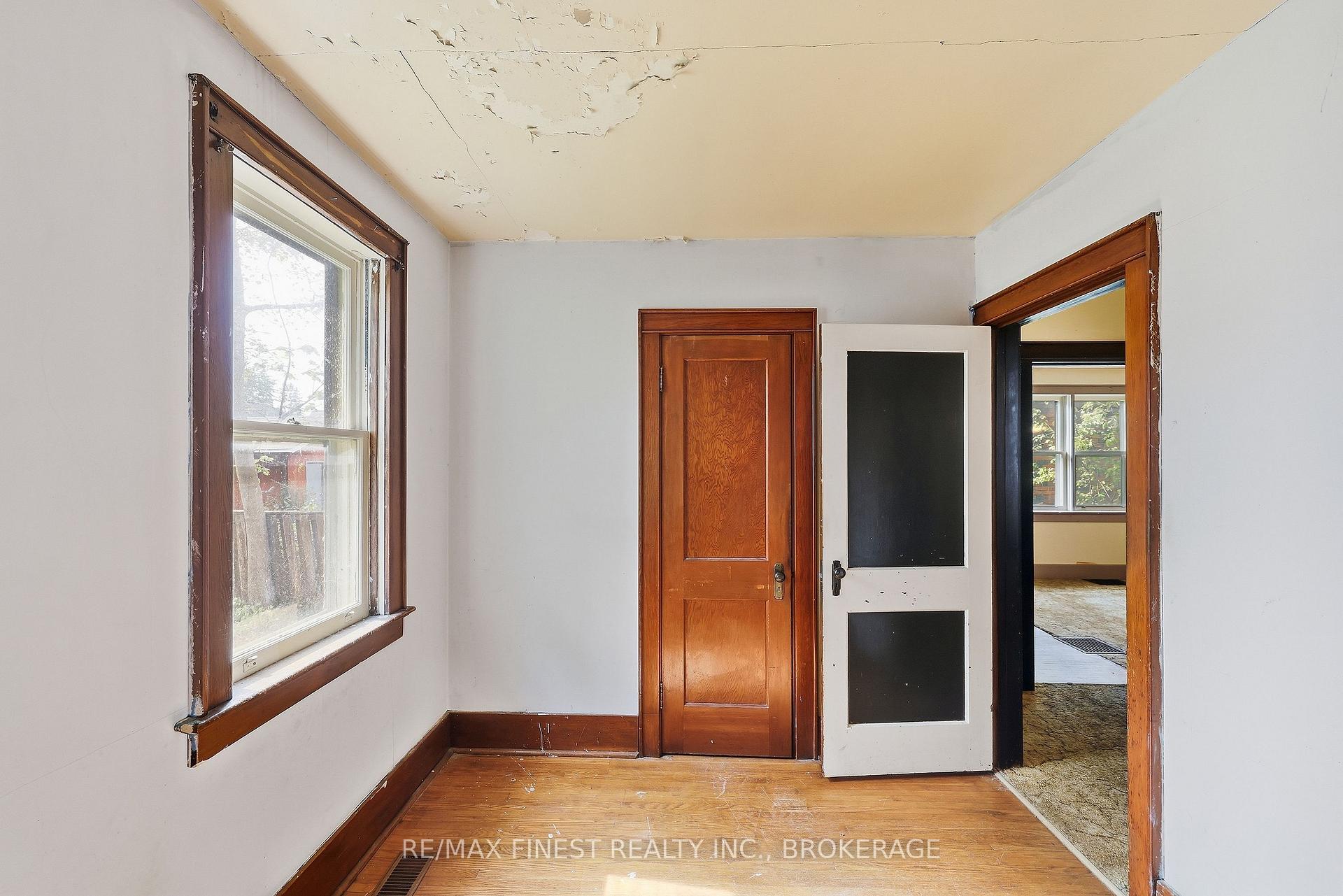 Photo 20 of 162 Mack Street, Kingston, Central City East — HOMEH