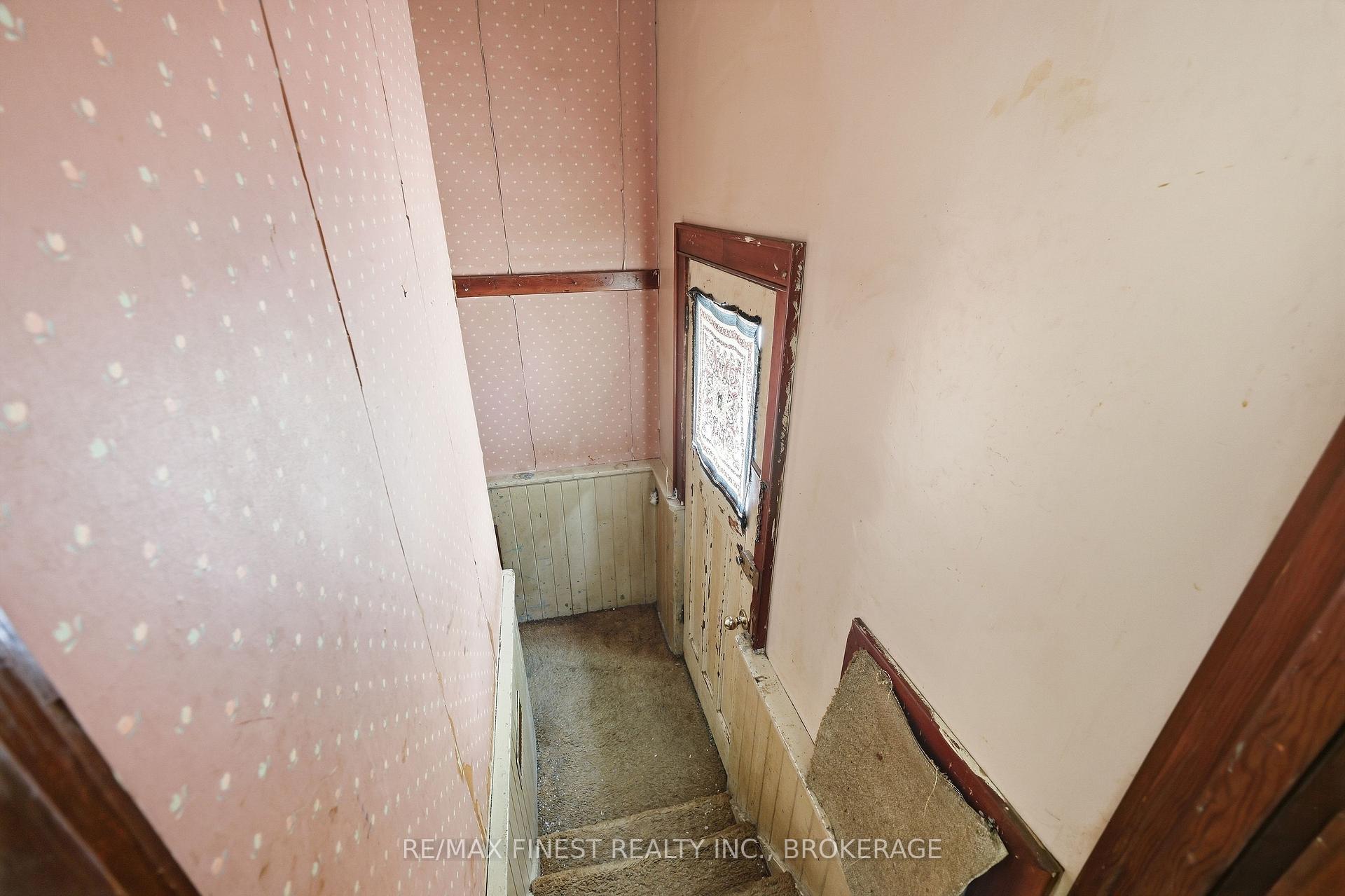 Photo 22 of 162 Mack Street, Kingston, Central City East — HOMEH