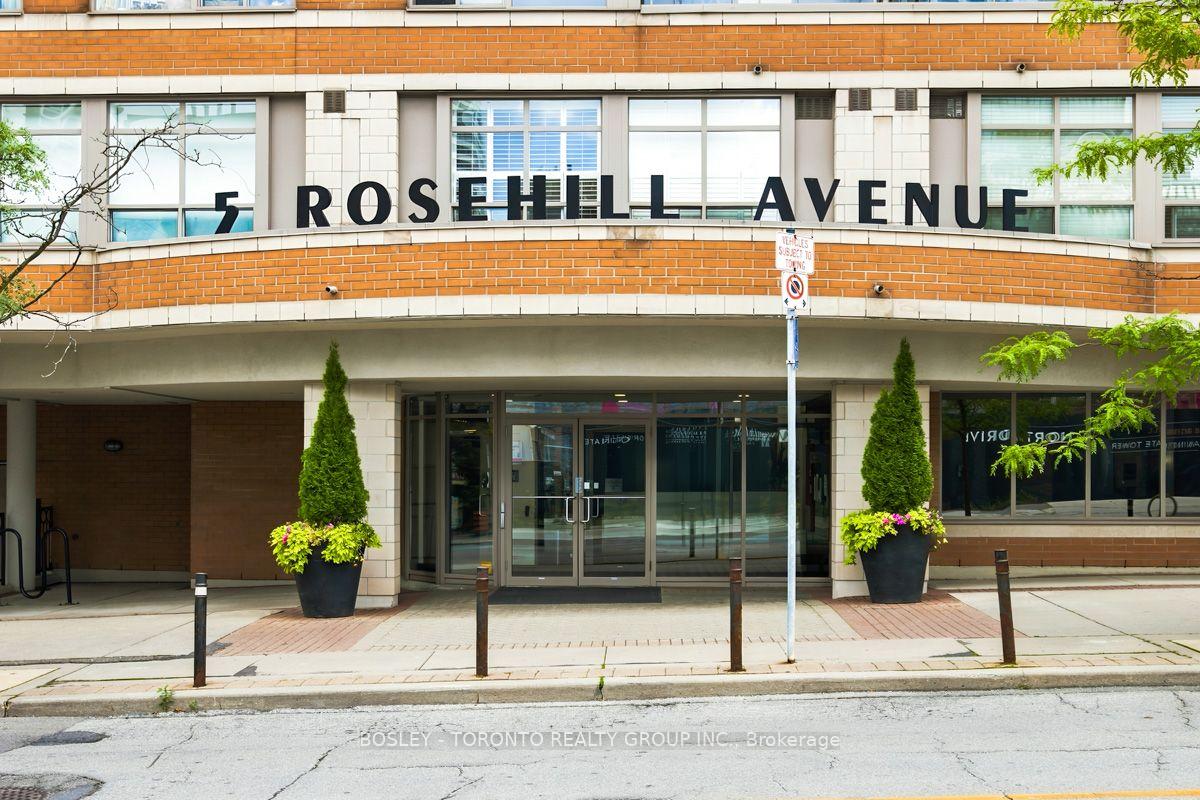 Photo 2 of Unit 808, 5 Rosehill Avenue, Toronto, Rosedale-Moore Park — HOMEH