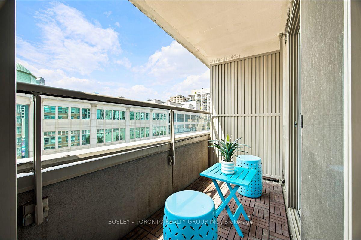 Photo 40 of Unit 808, 5 Rosehill Avenue, Toronto, Rosedale-Moore Park — HOMEH